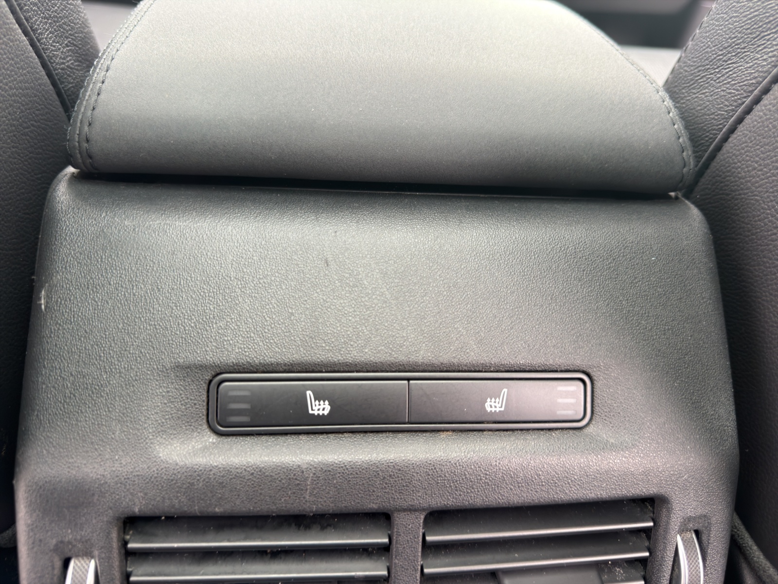 LAND ROVER Discovery Sport P200 2.0 Si4 MHEV HSE AT9-image-22