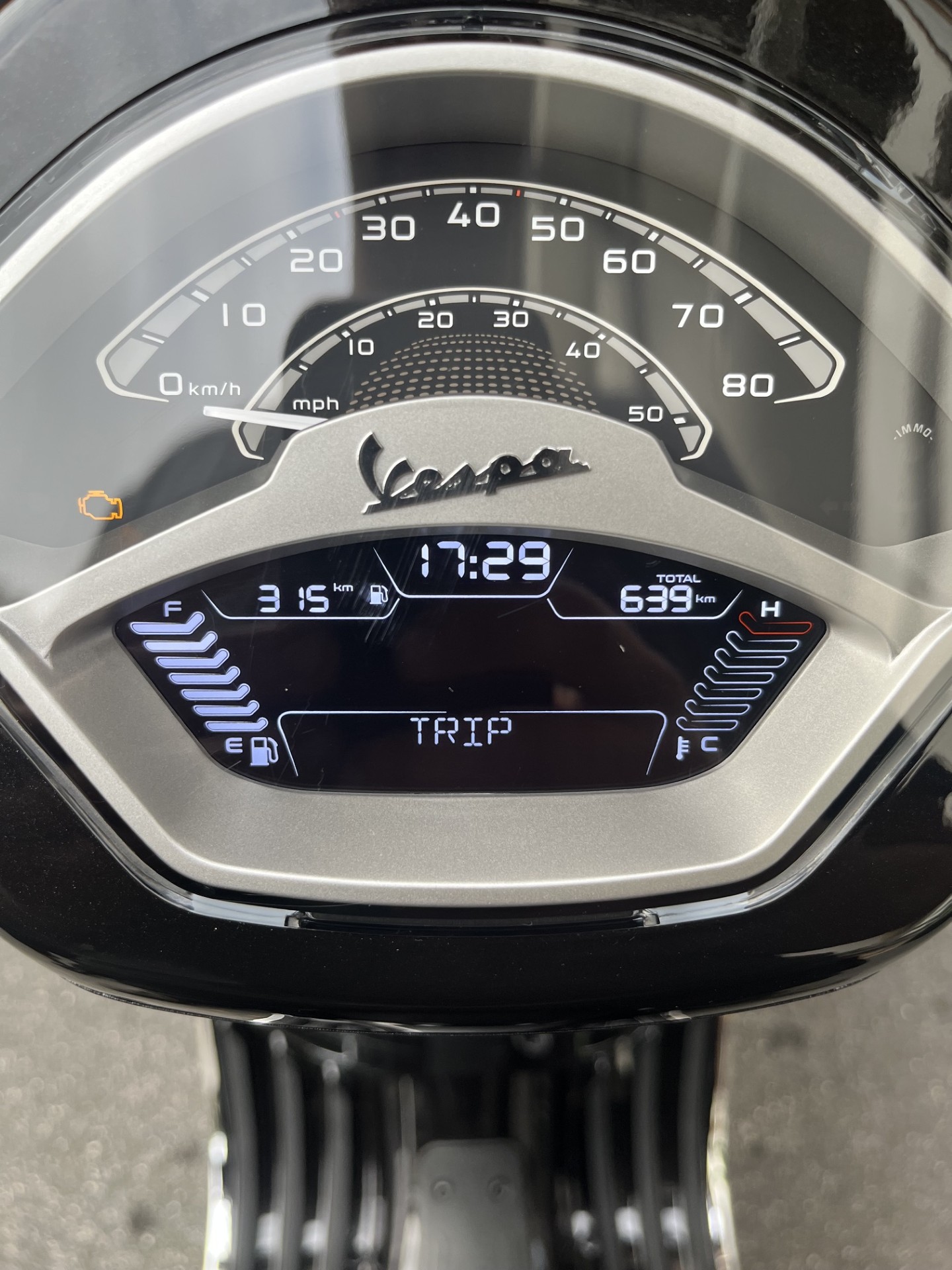 PIAGGIO Vespa Primavera 50 (45km/h)-image-5