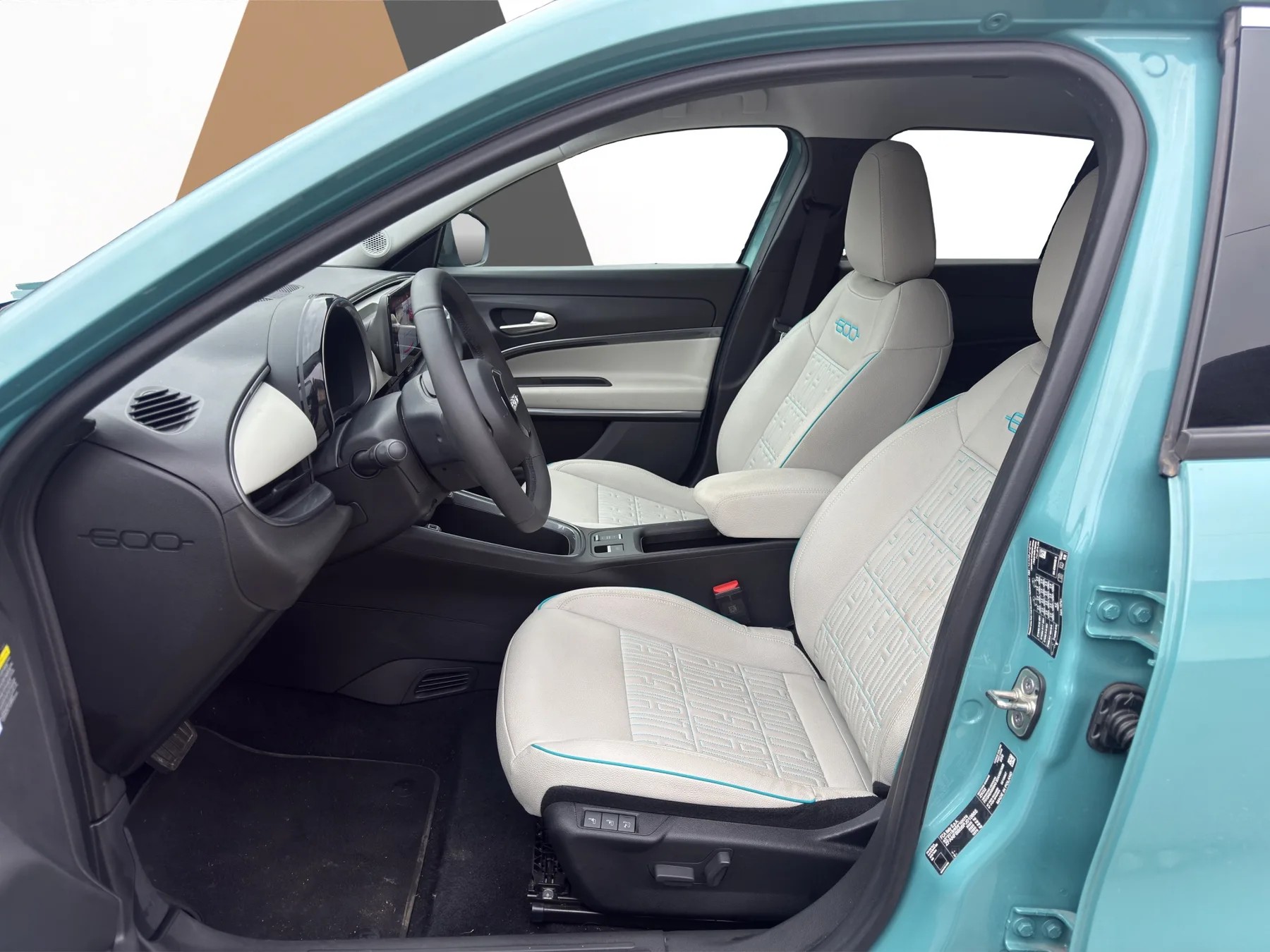 FIAT 600 1.2 Hybrid La Prima-image-8