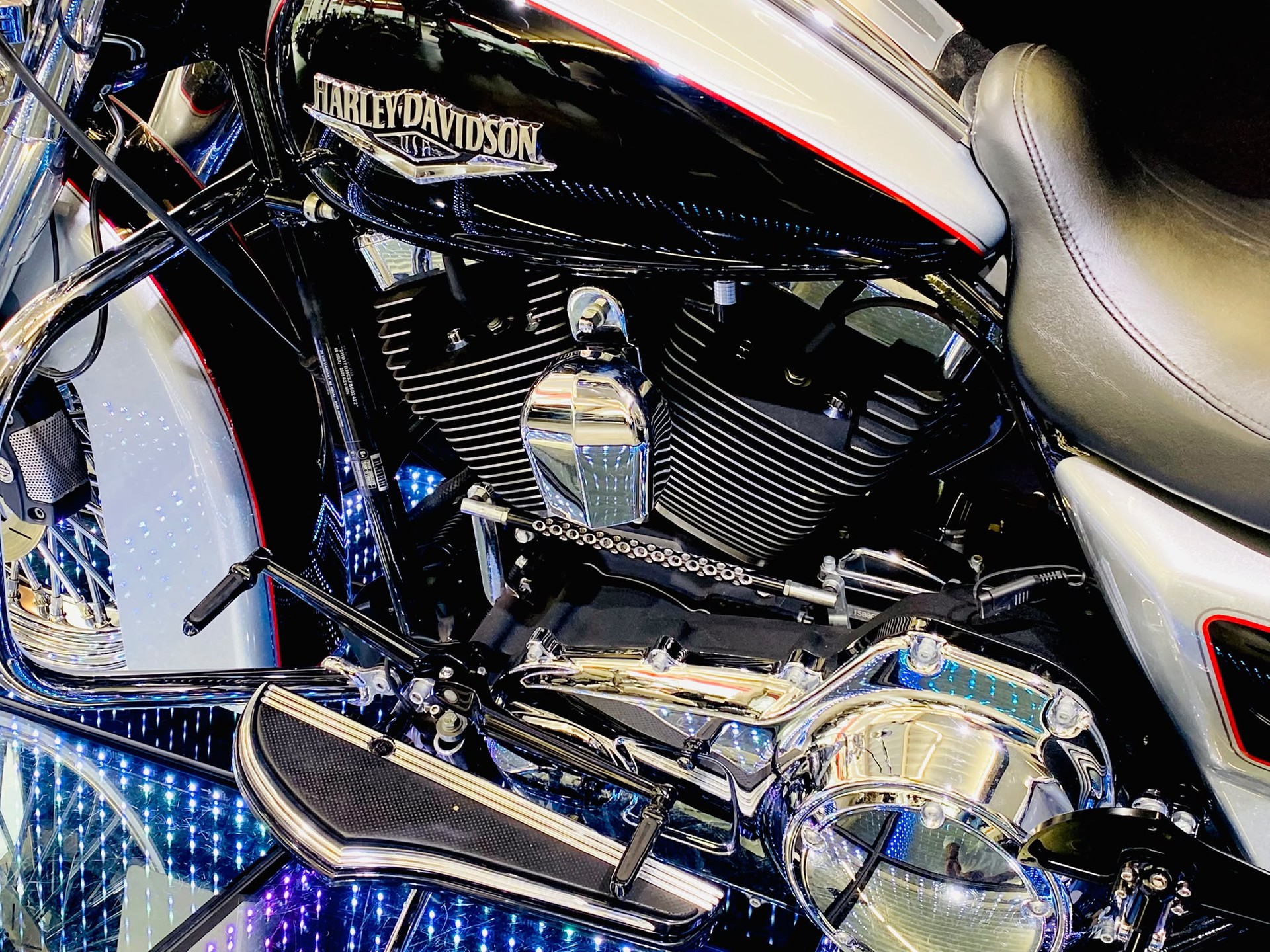 HARLEY-DAVIDSON FLHRC Road King Classic 103 ABS-image-10