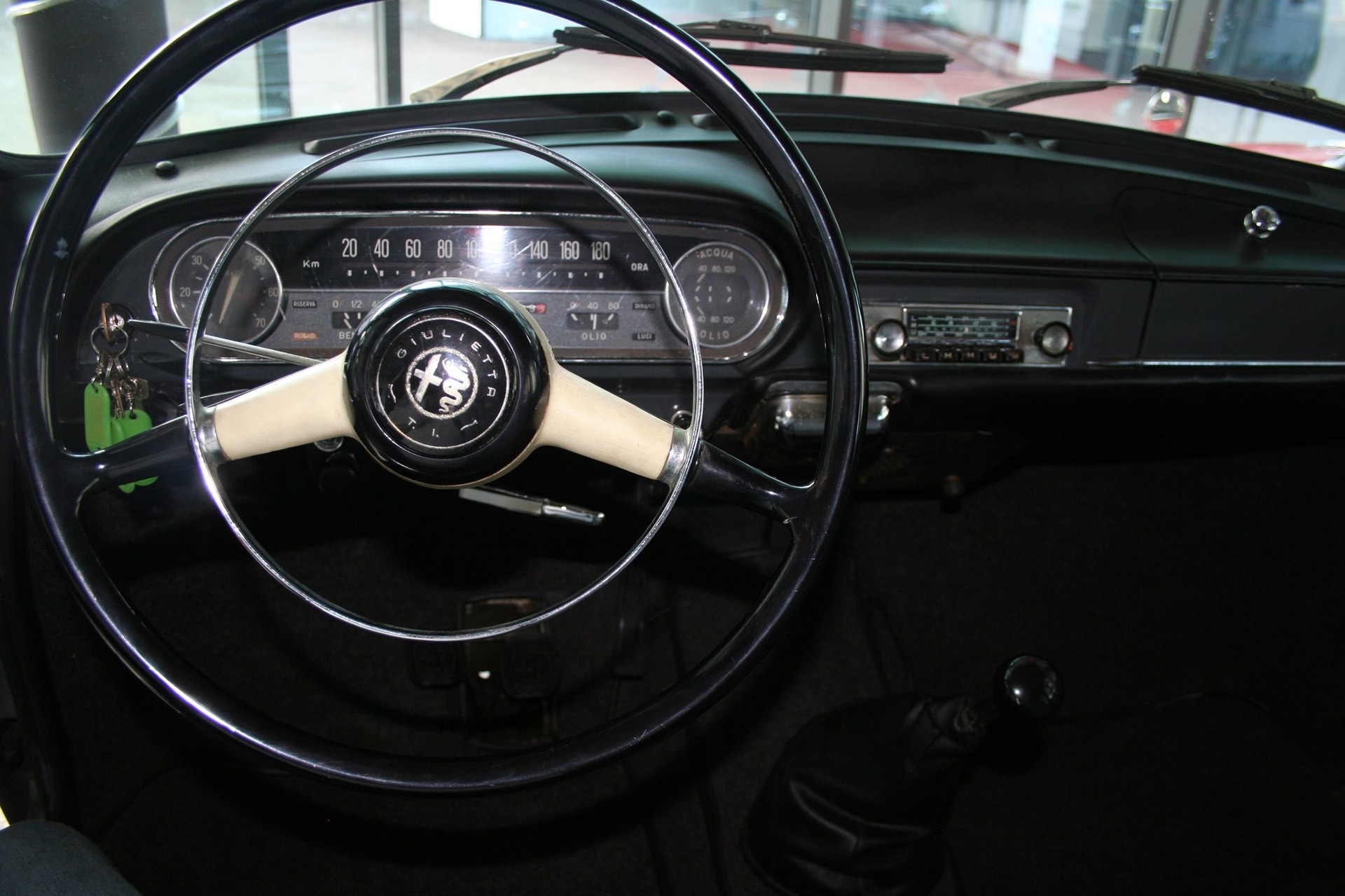 ALFA ROMEO GIULIETTA TI-image-4