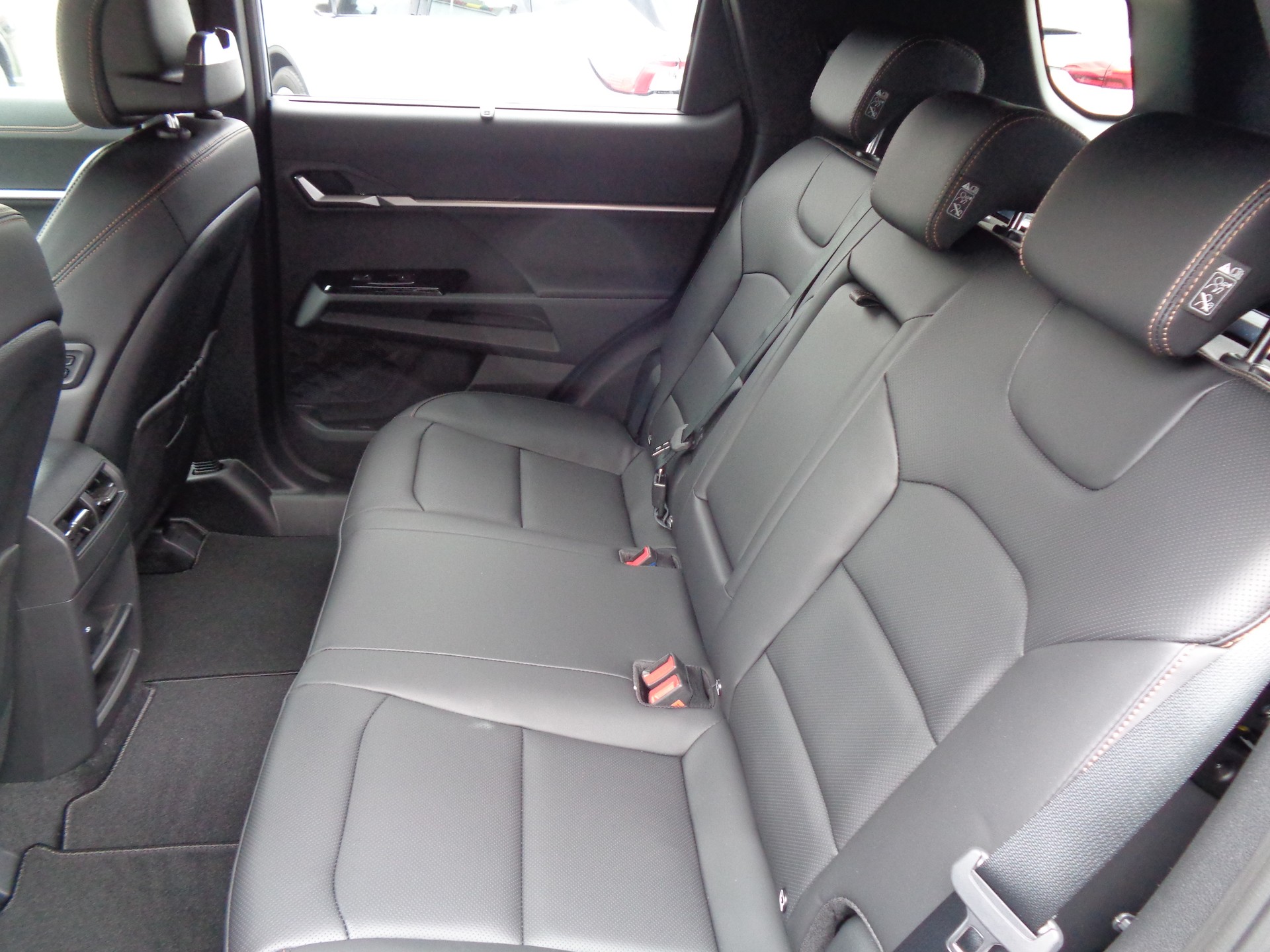 KGM-SsangYong Torres EVX Platinum-image-10