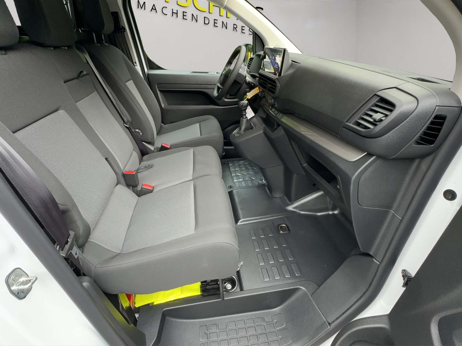 OPEL Vivaro Cargo M 2.7t 2.0 CDTi-image-10