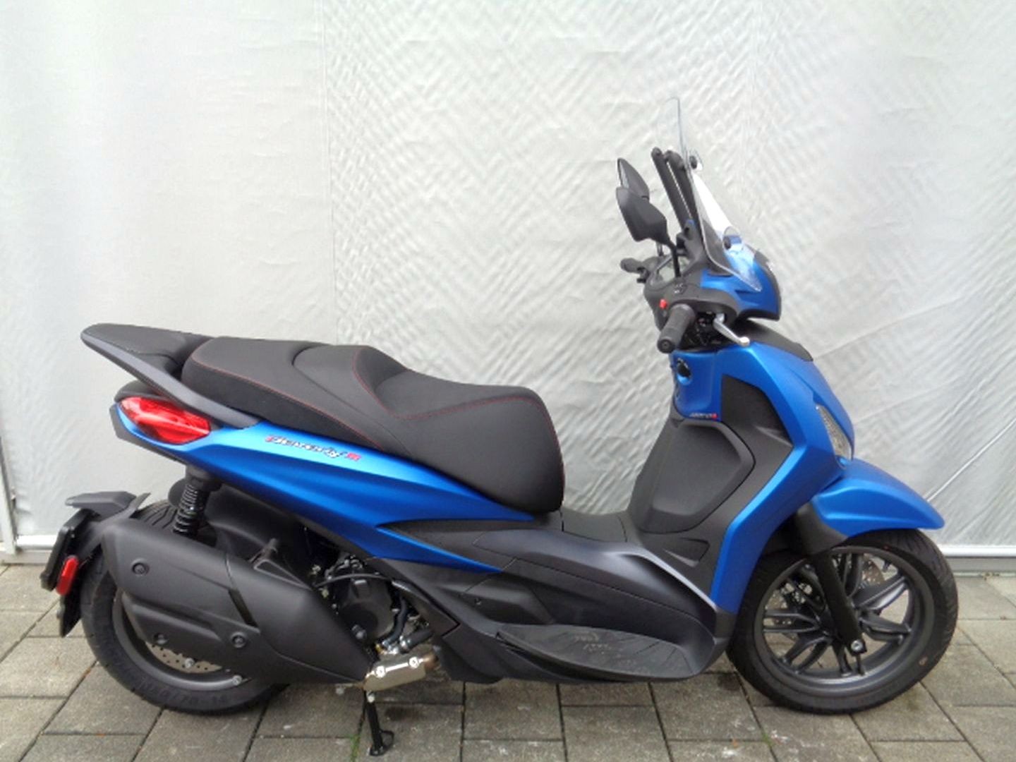 PIAGGIO BEVERLY 400 HPE-image-3