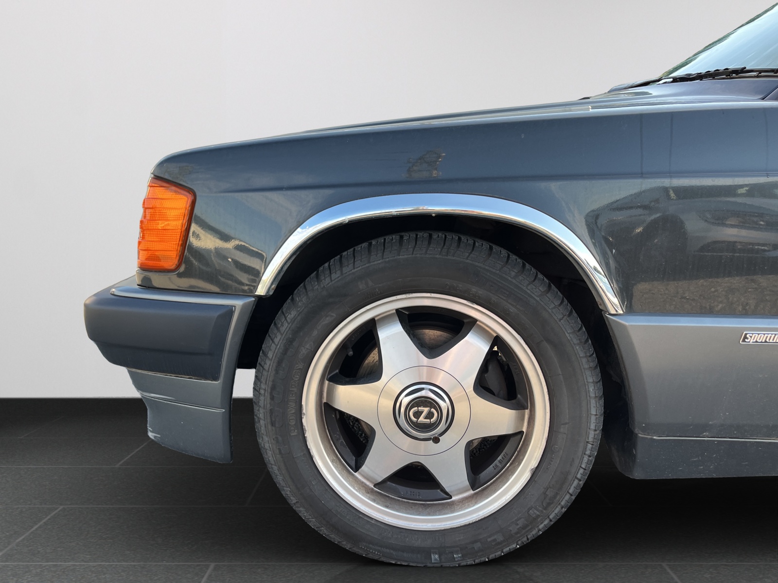 MERCEDES-BENZ 190 E 2.3-image-13
