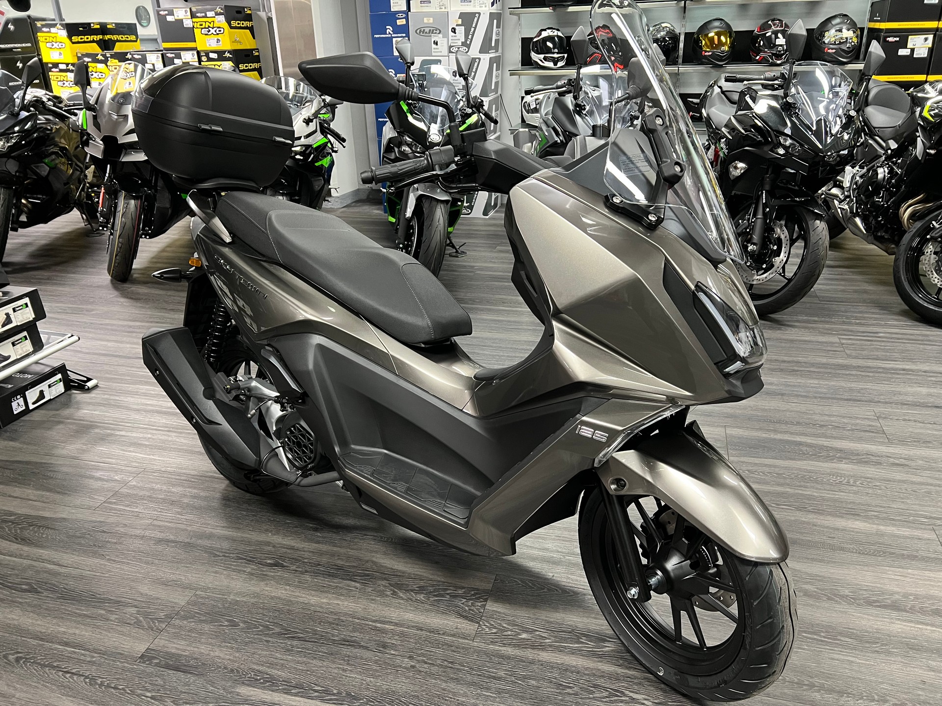 KYMCO Skytown 125-image-1