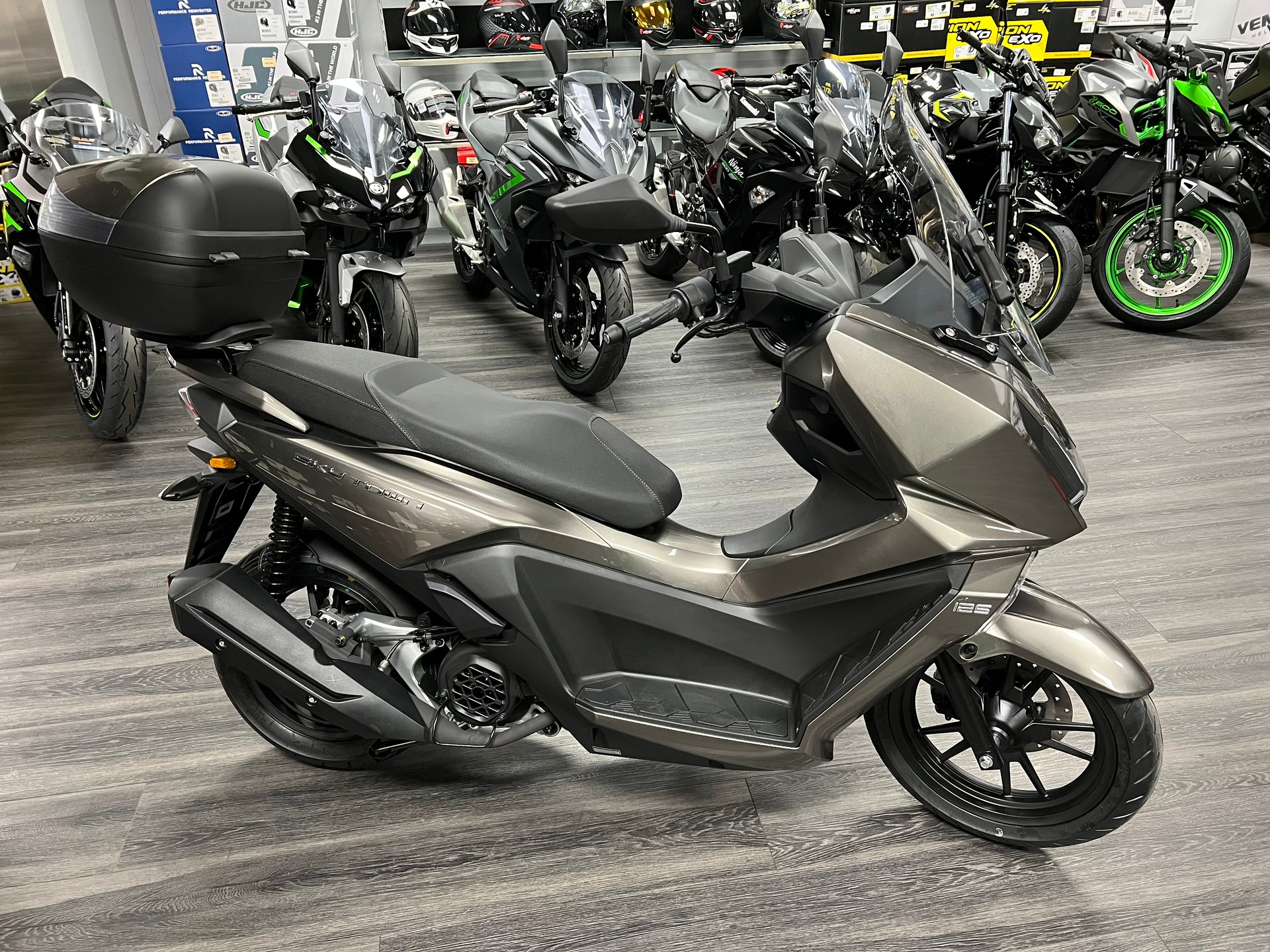 KYMCO Skytown 125-image-3