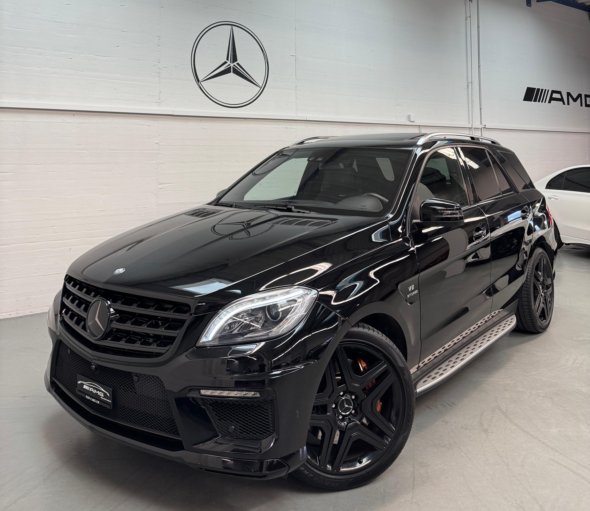 MERCEDES-BENZ ML 63 AMG Executive 4Matic Speedshift All Black Performance