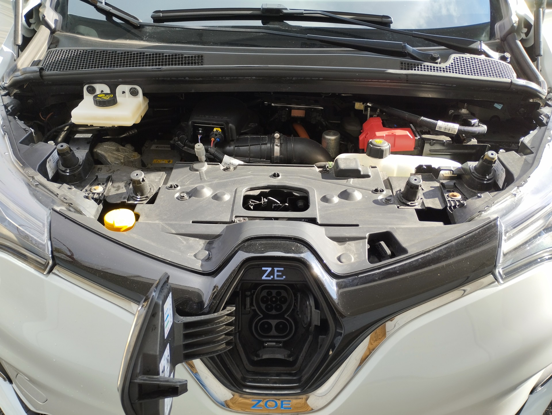 RENAULT Zoe Intens R135 (incl. Batterie)-image-9