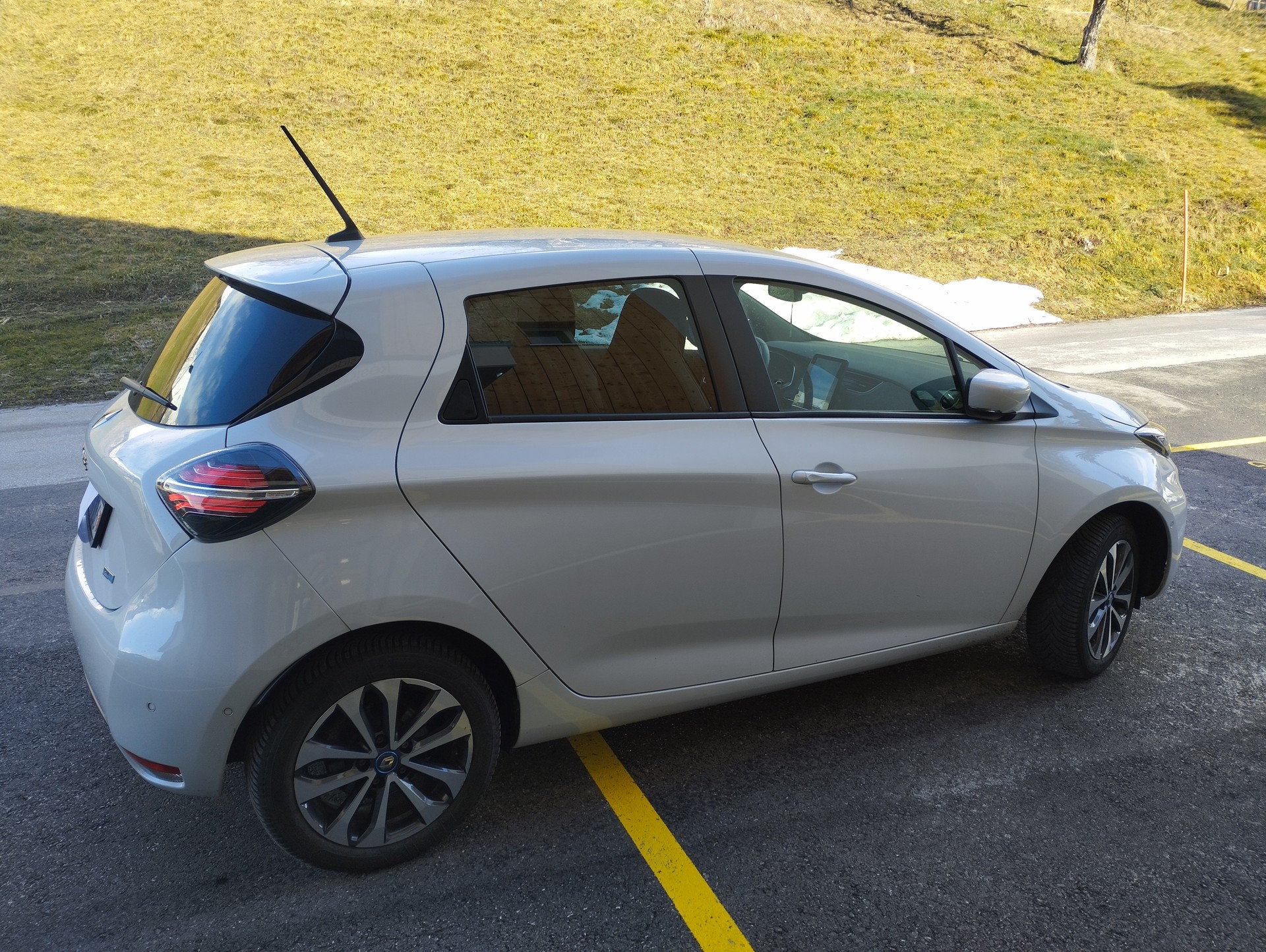 RENAULT Zoe Intens R135 (incl. Batterie)-image-7