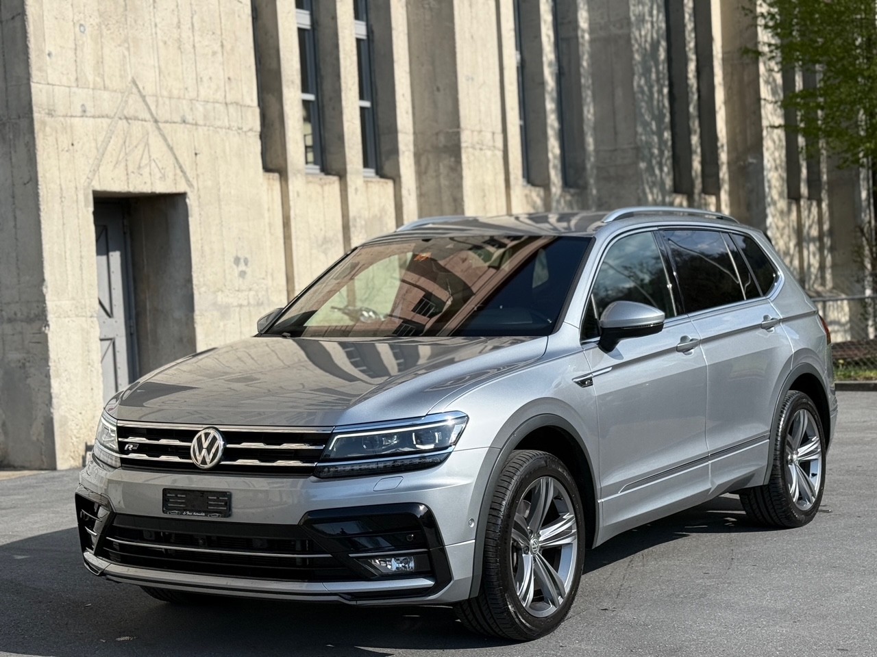 VW Tiguan Allspace 2.0TSI R-Line 4Motion DSG