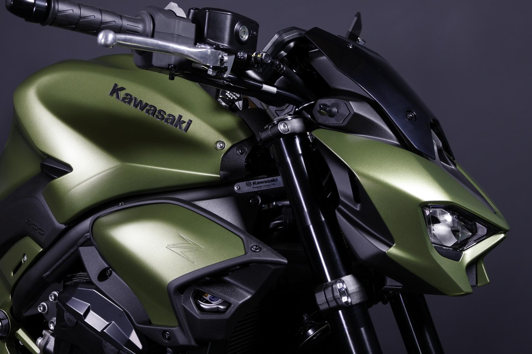 KAWASAKI Z 900 (91/70/35 KW) *Army Edition* Level 3-image-4