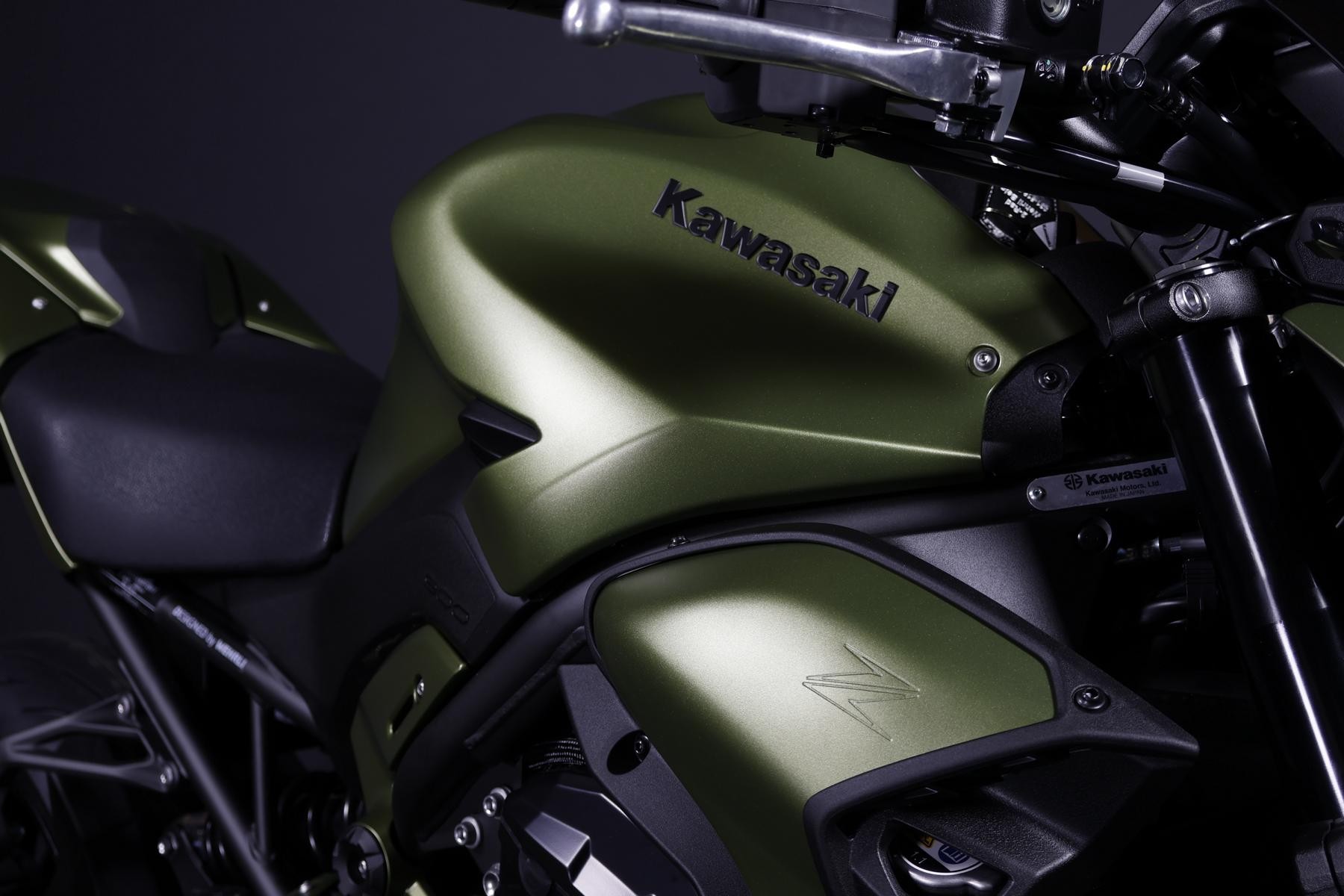 KAWASAKI Z 900 (91/70/35 KW) *Army Edition* Level 3-image-5