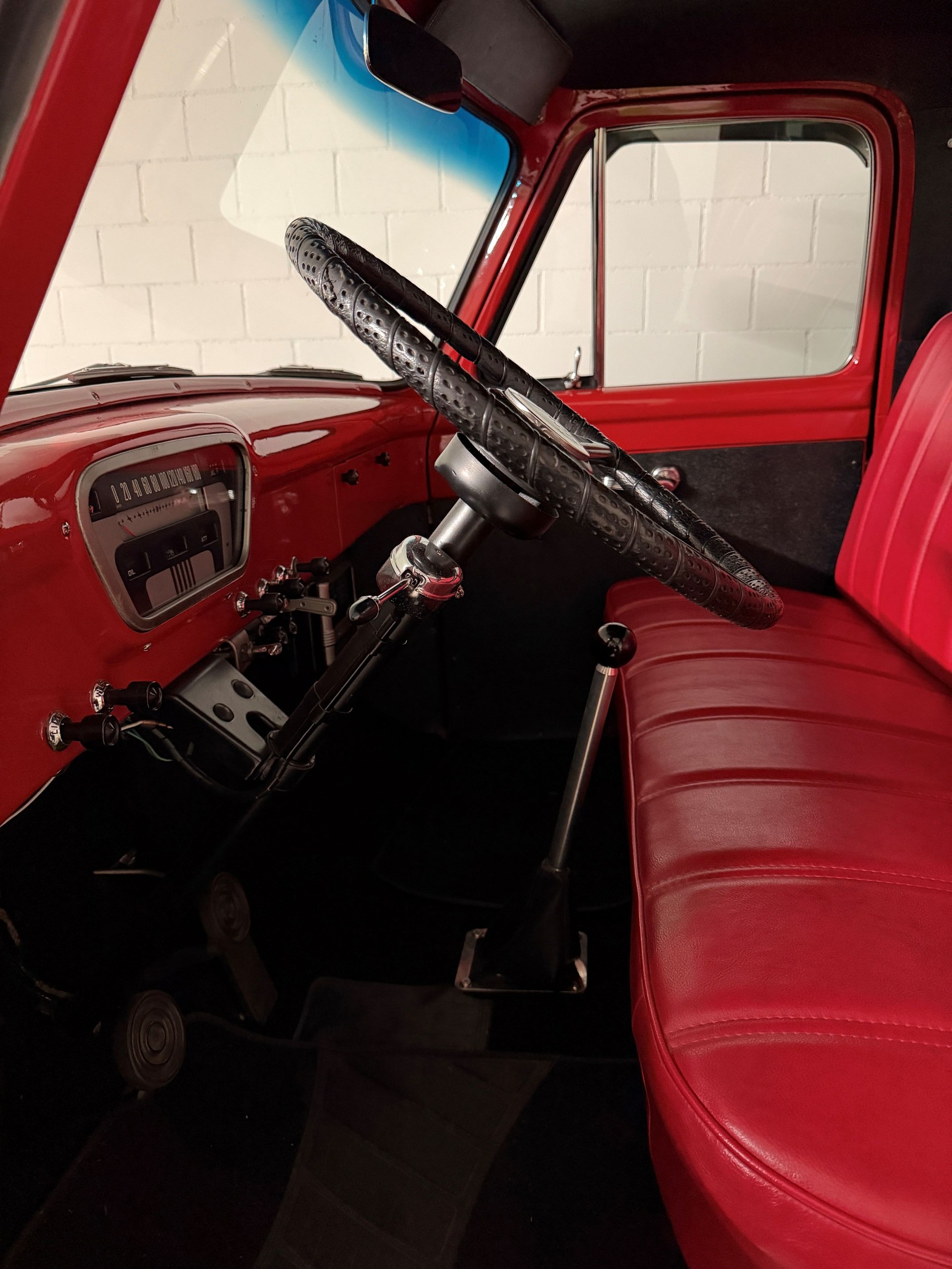 FORD F100 Pick-up-image-6