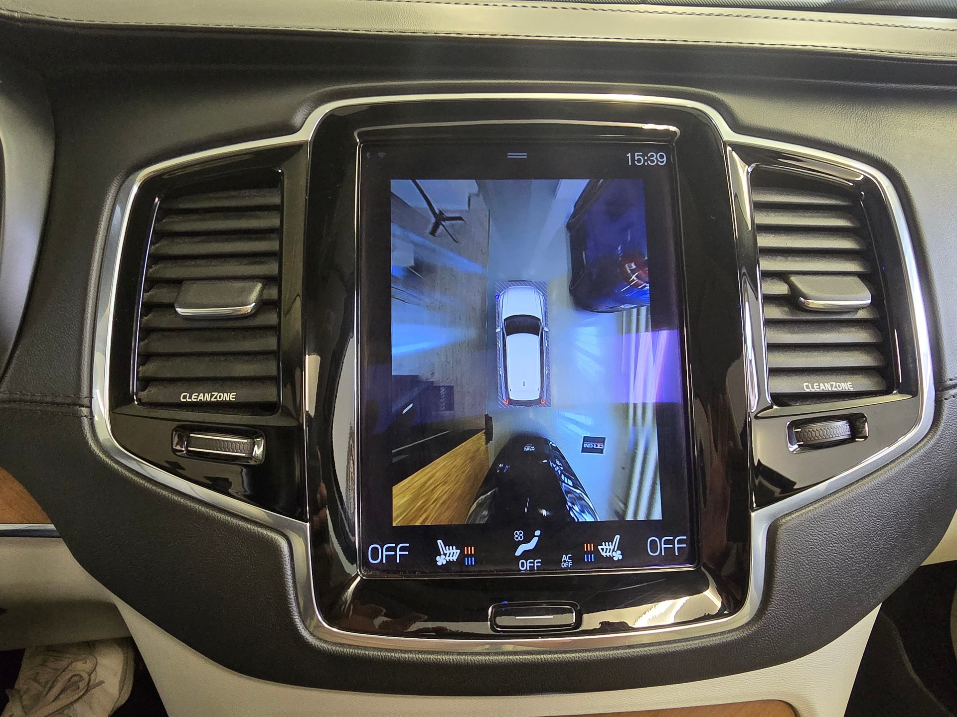 VOLVO XC90 D5 AWD Inscription Geartronic-image-11