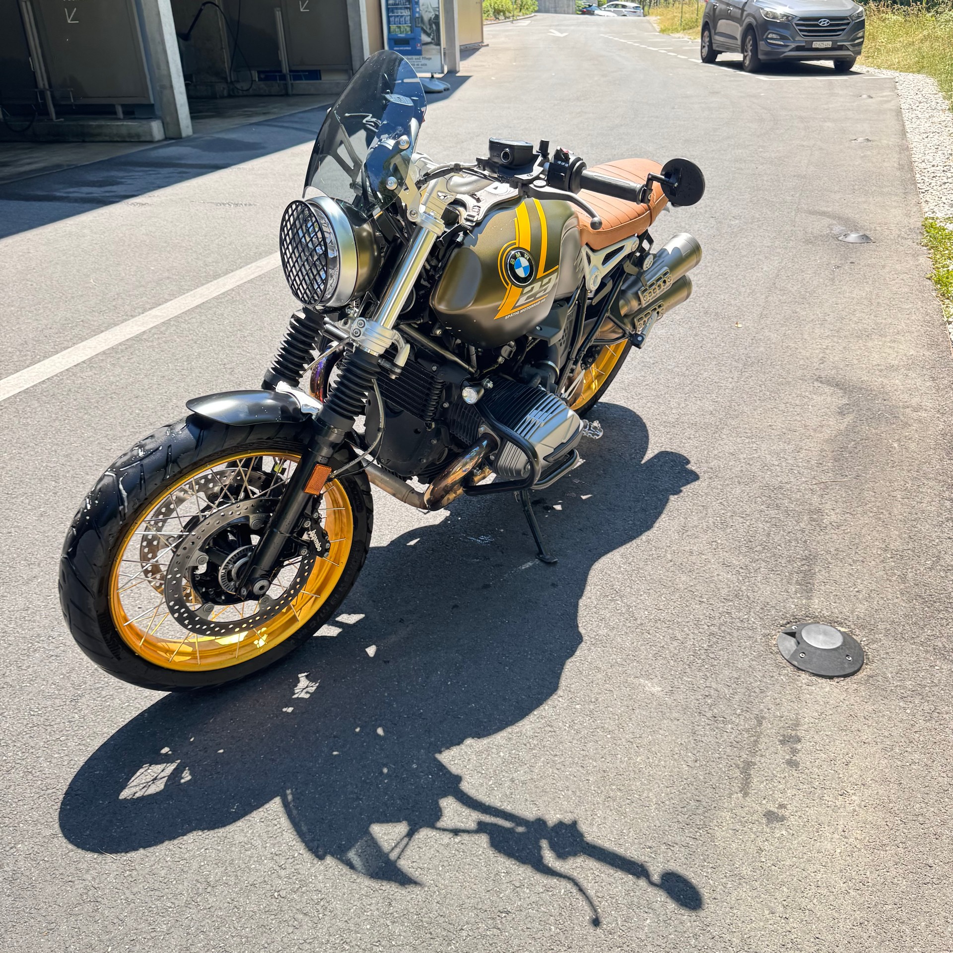 BMW R nineT Scrambler-image-1