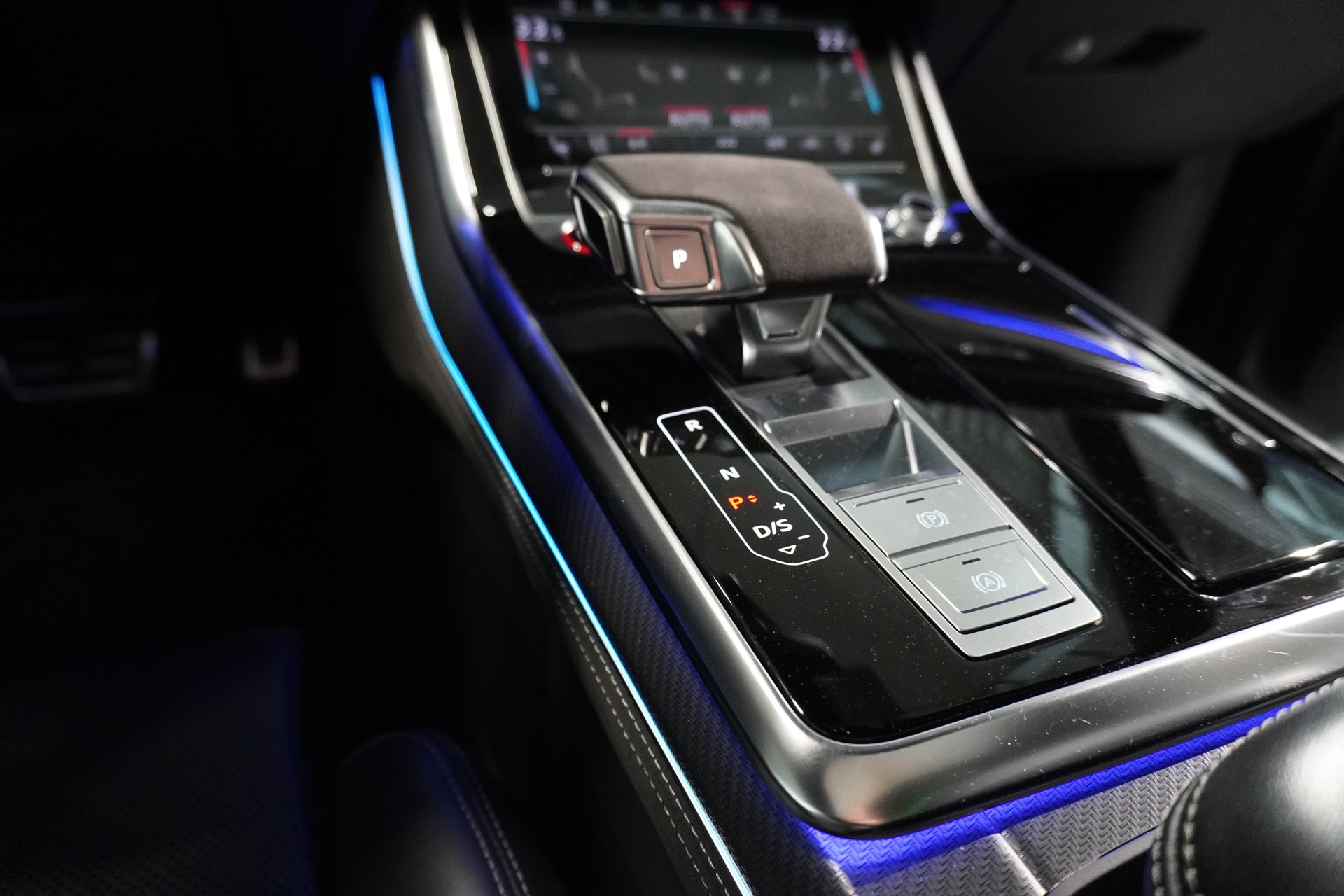 AUDI RSQ8 ABT TUNING quattro tiptronic-image-19