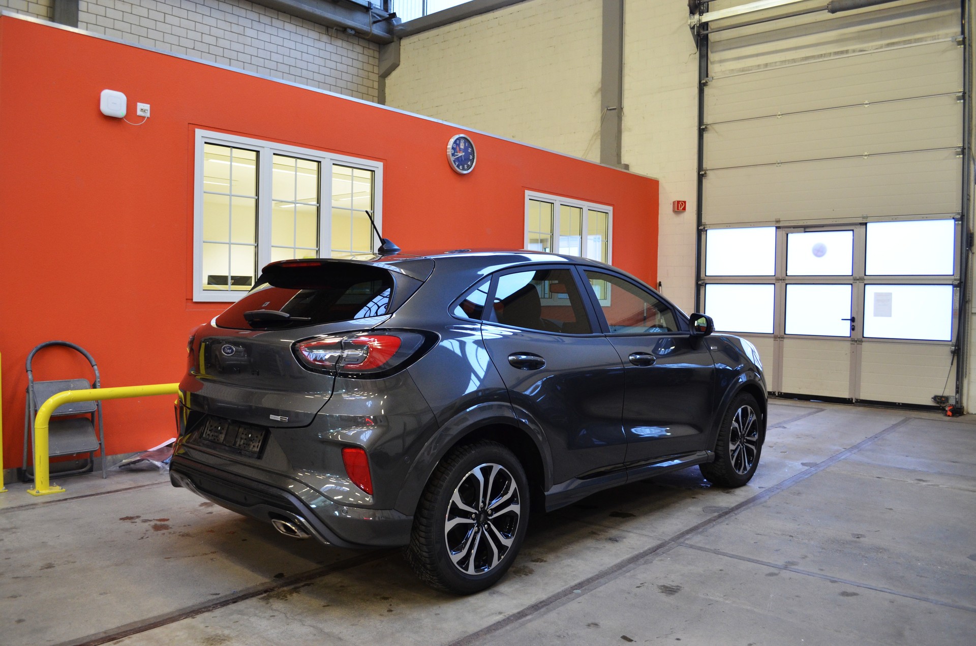 FORD Puma 1.0 MHEV ST-Line Automat-image-4