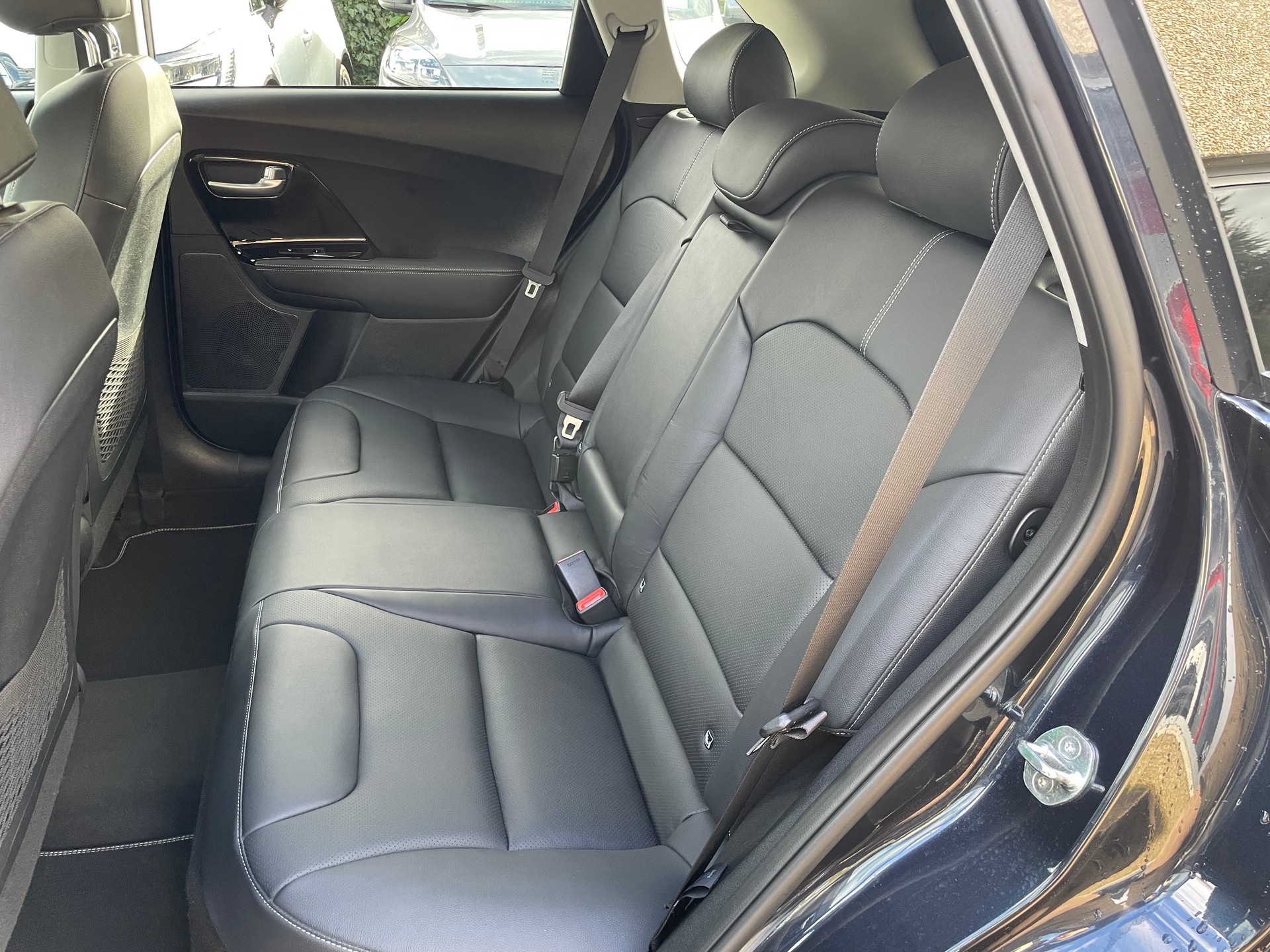 KIA Niro 1.6GDi Plug-in Hybrid DCT-image-11