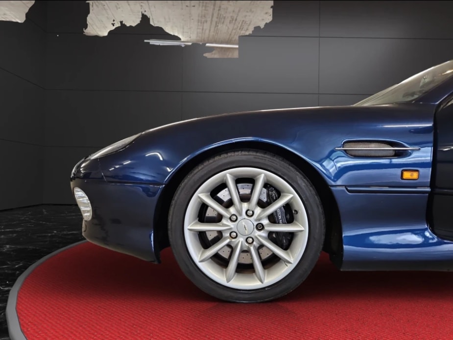 ASTON MARTIN DB7 Vantage Volante-image-14