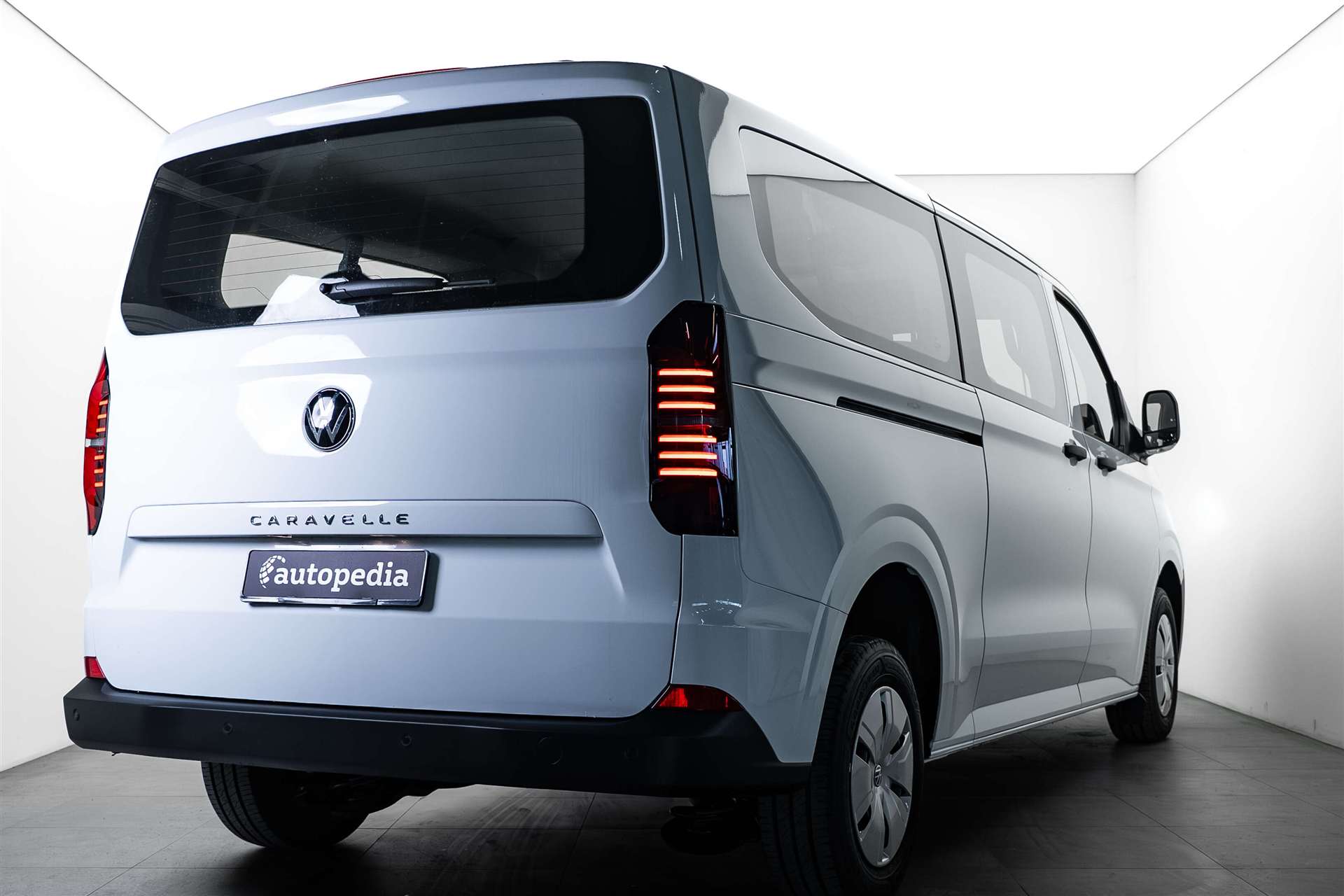 VW Caravelle 2.0 TDi 8-Plätzer HIT-Preis-showroom-element-2
