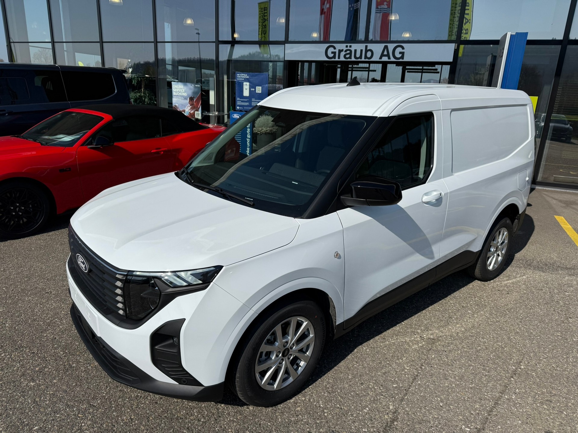 FORD Transit Courier Van 1.0 EcoBoost Limited Automat-showroom-element-2