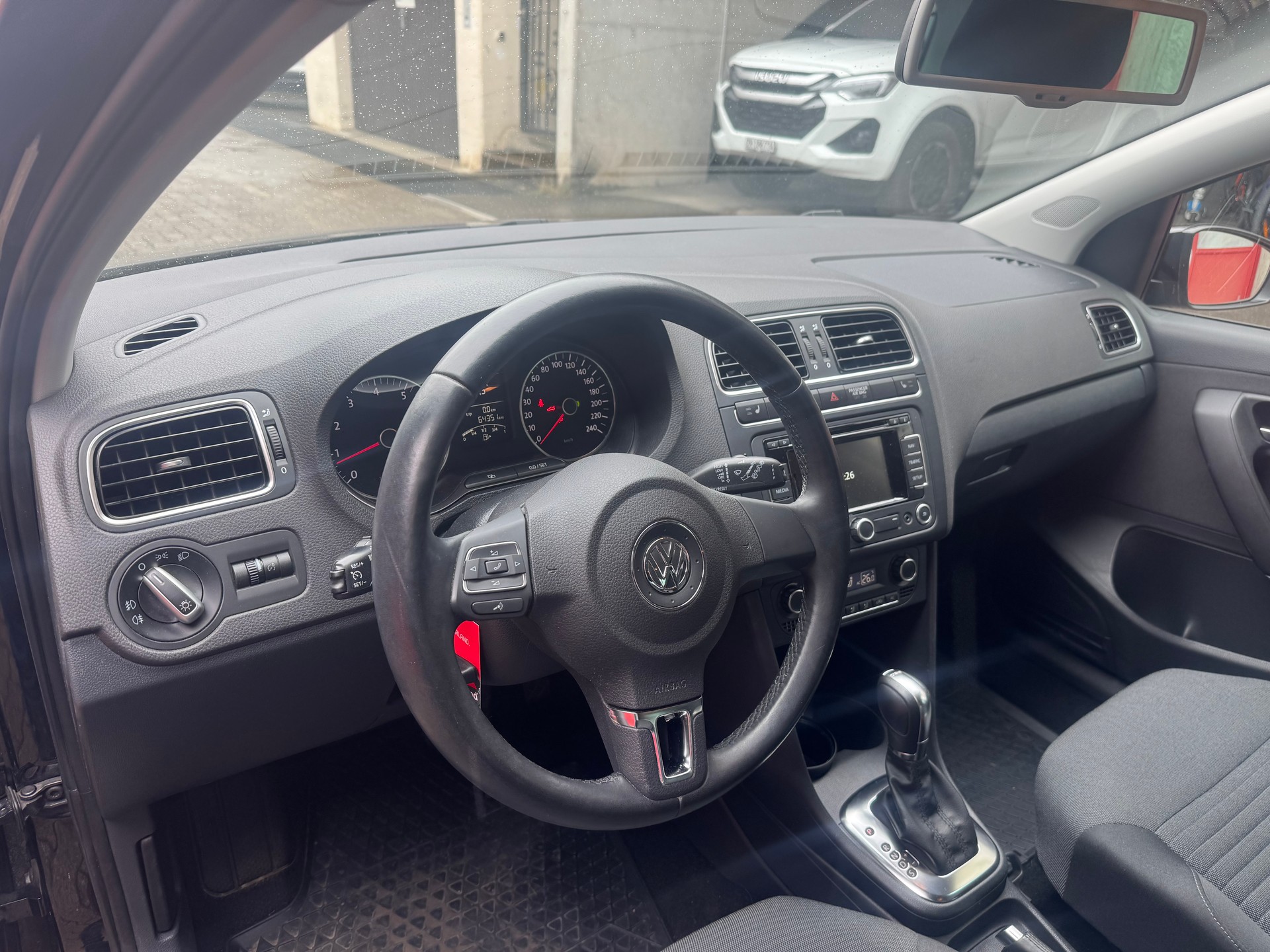 VW Polo 1.2 TSI Team DSG-image-4