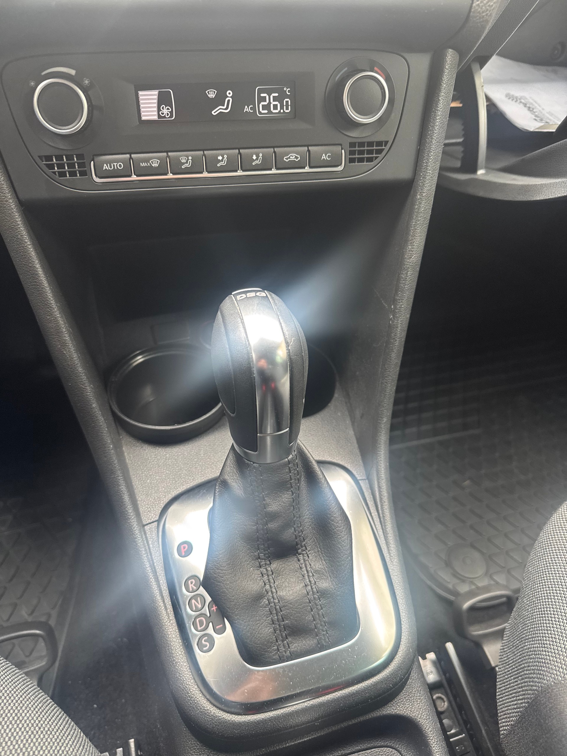 VW Polo 1.2 TSI Team DSG-image-12