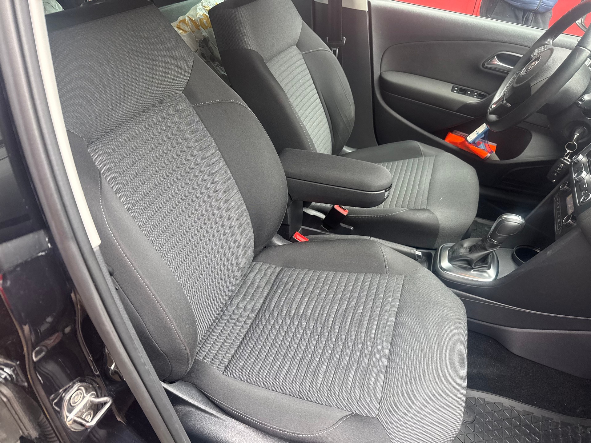 VW Polo 1.2 TSI Team DSG-image-9