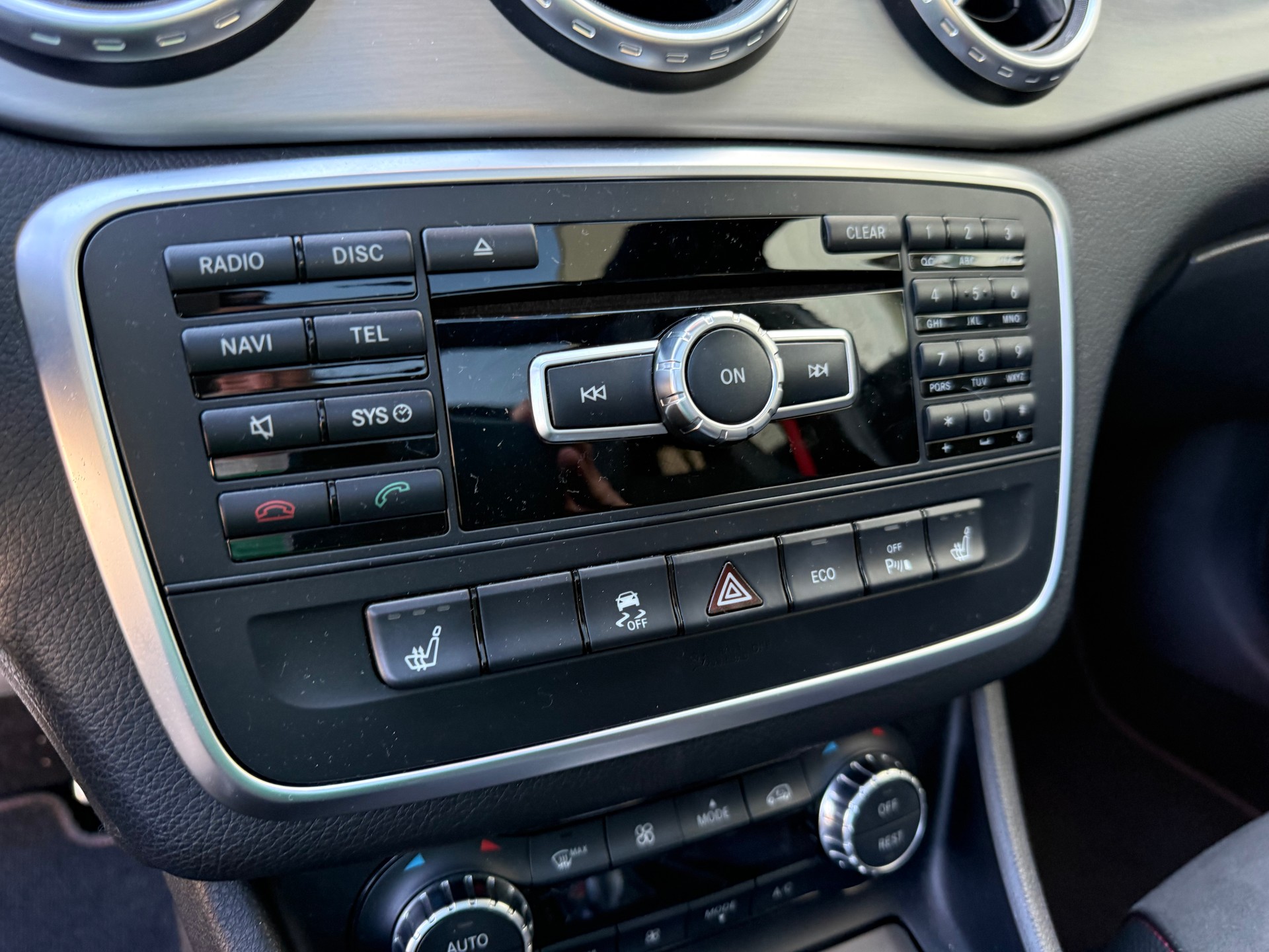 MERCEDES-BENZ GLA 45 AMG 4Matic 7G-DCT-image-9