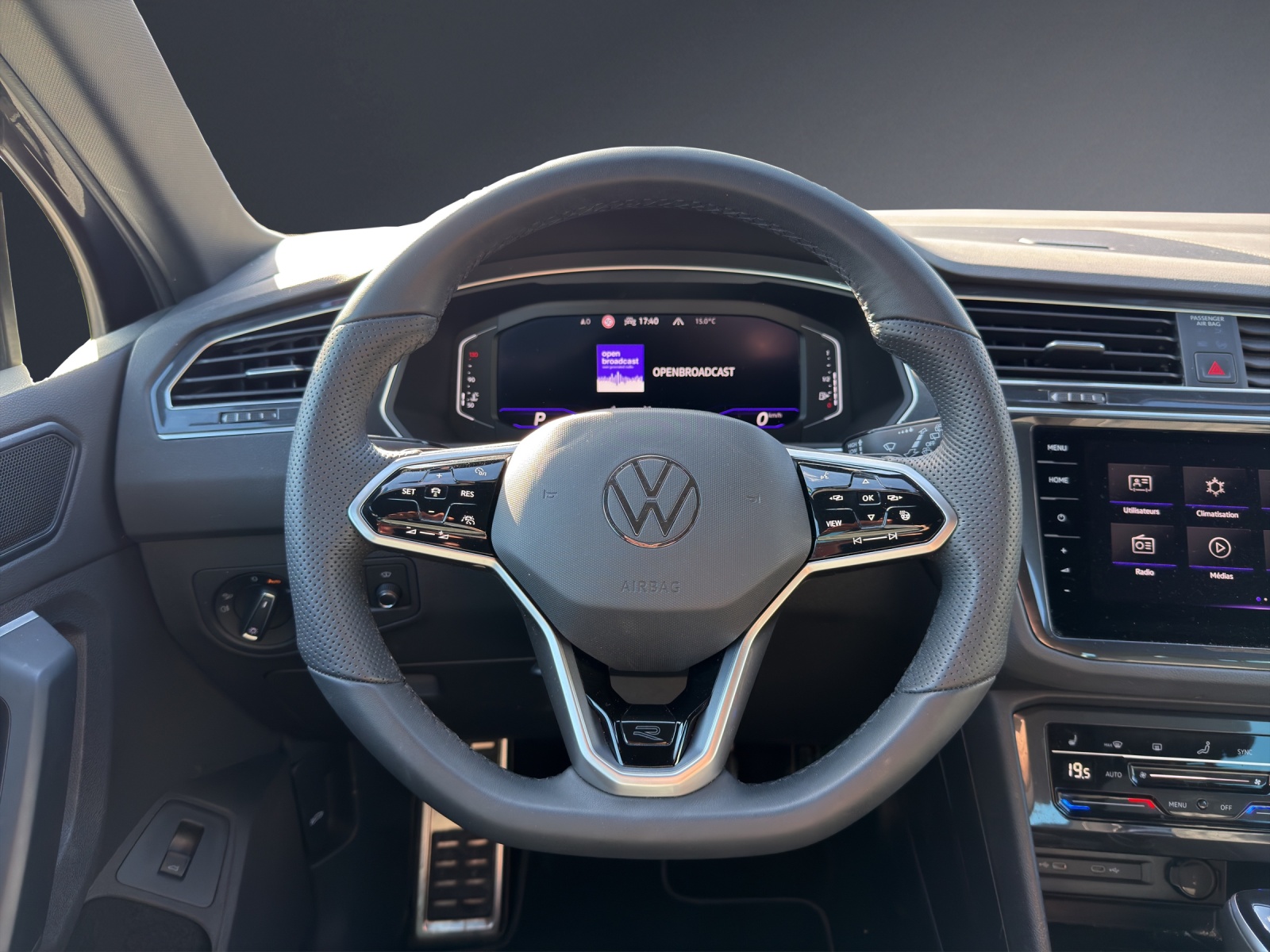VW Tiguan 2.0TSI R-Line 4Motion DSG-image-14
