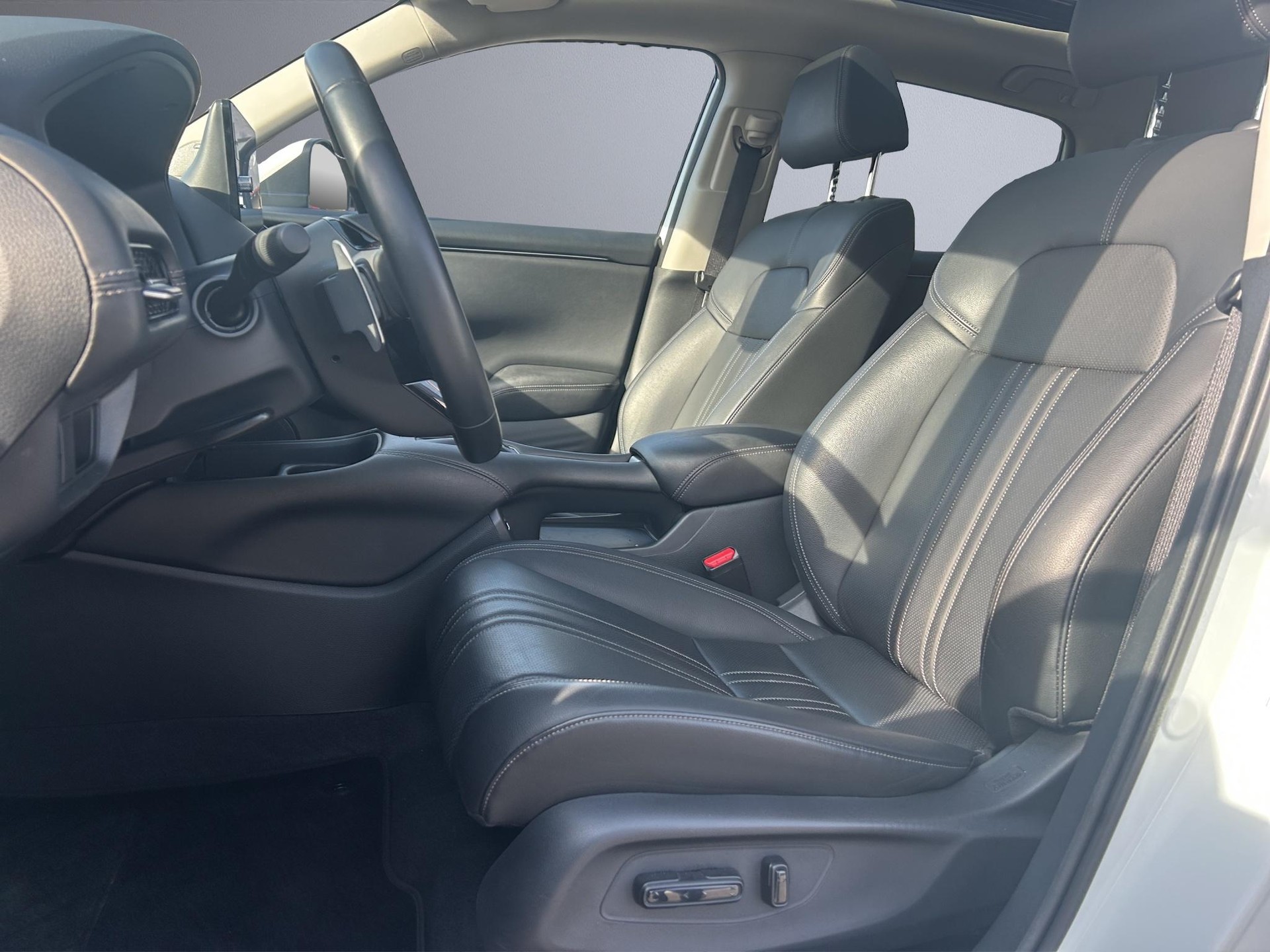 HONDA ZR-V 2.0 i-MMD Advance-image-8
