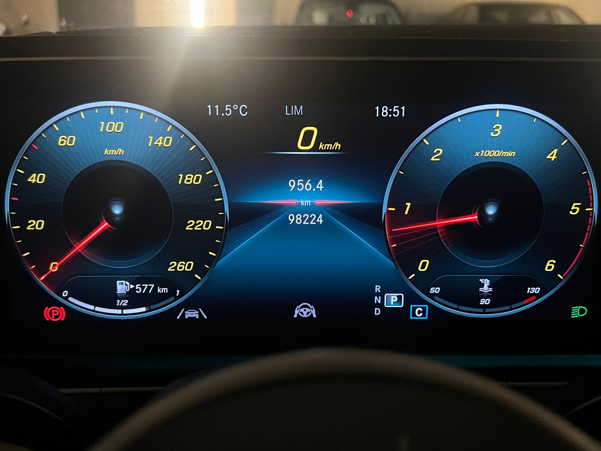 MERCEDES-BENZ GLE 400 d 4Matic AMG Line 9G-Tronic-image-12