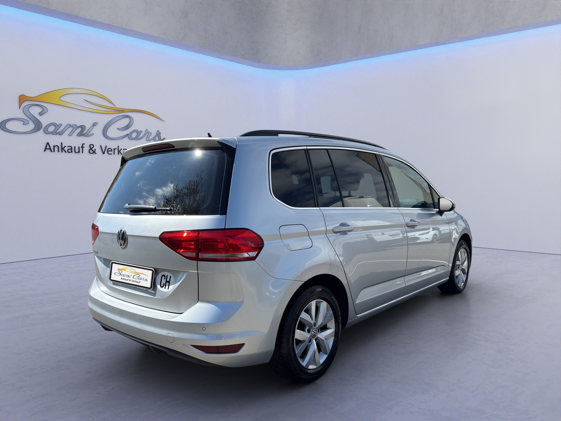 VW Touran 1.5 TSI EVO Highline DSG-image-6