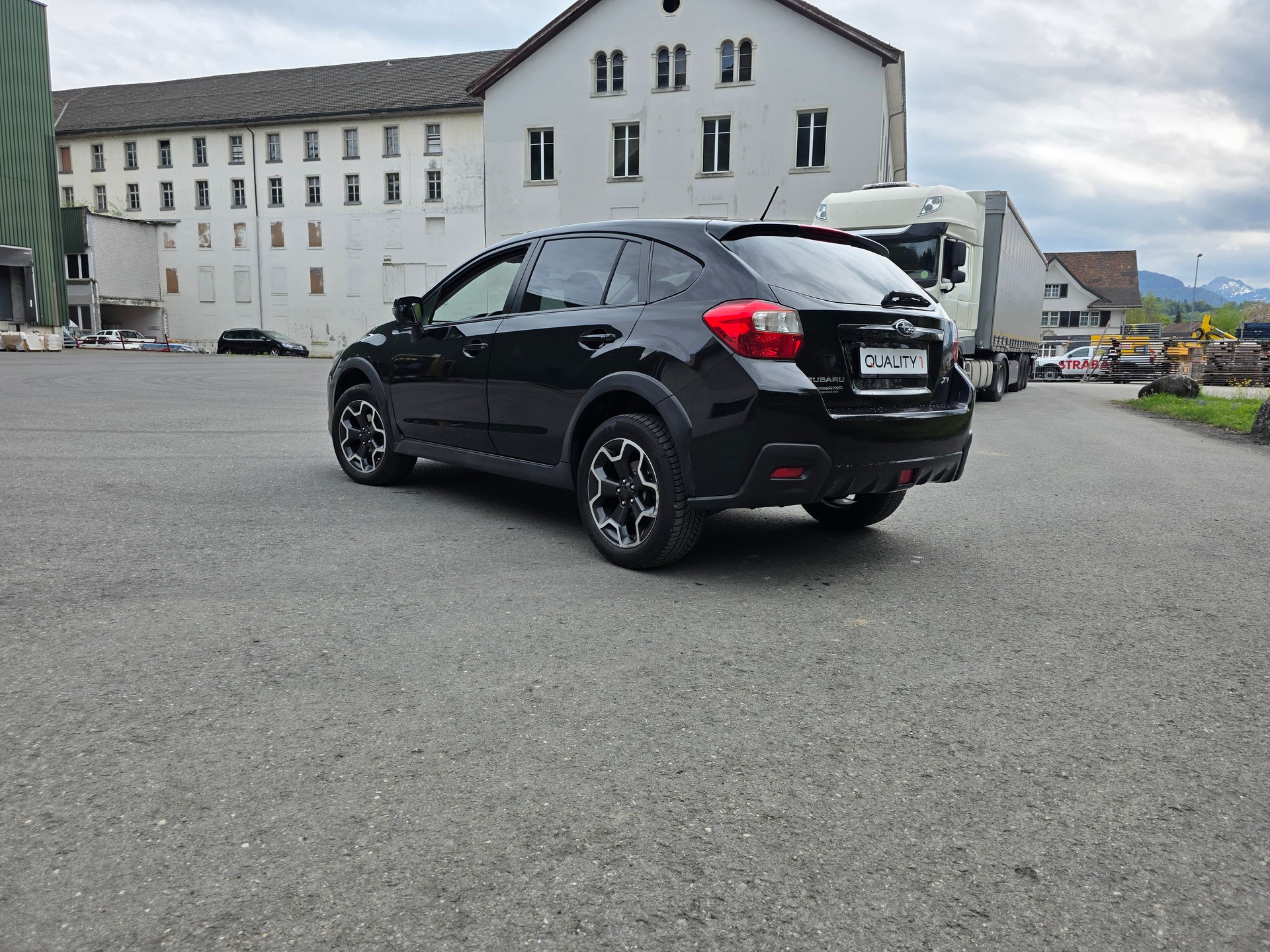 SUBARU XV 2.0 Swiss Three AWD CVT-image-17