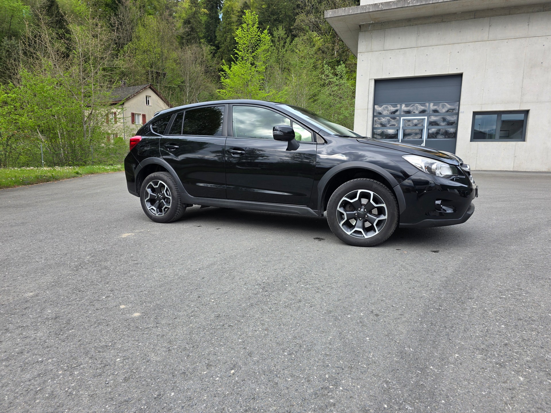 SUBARU XV 2.0 Swiss Three AWD CVT-image-8