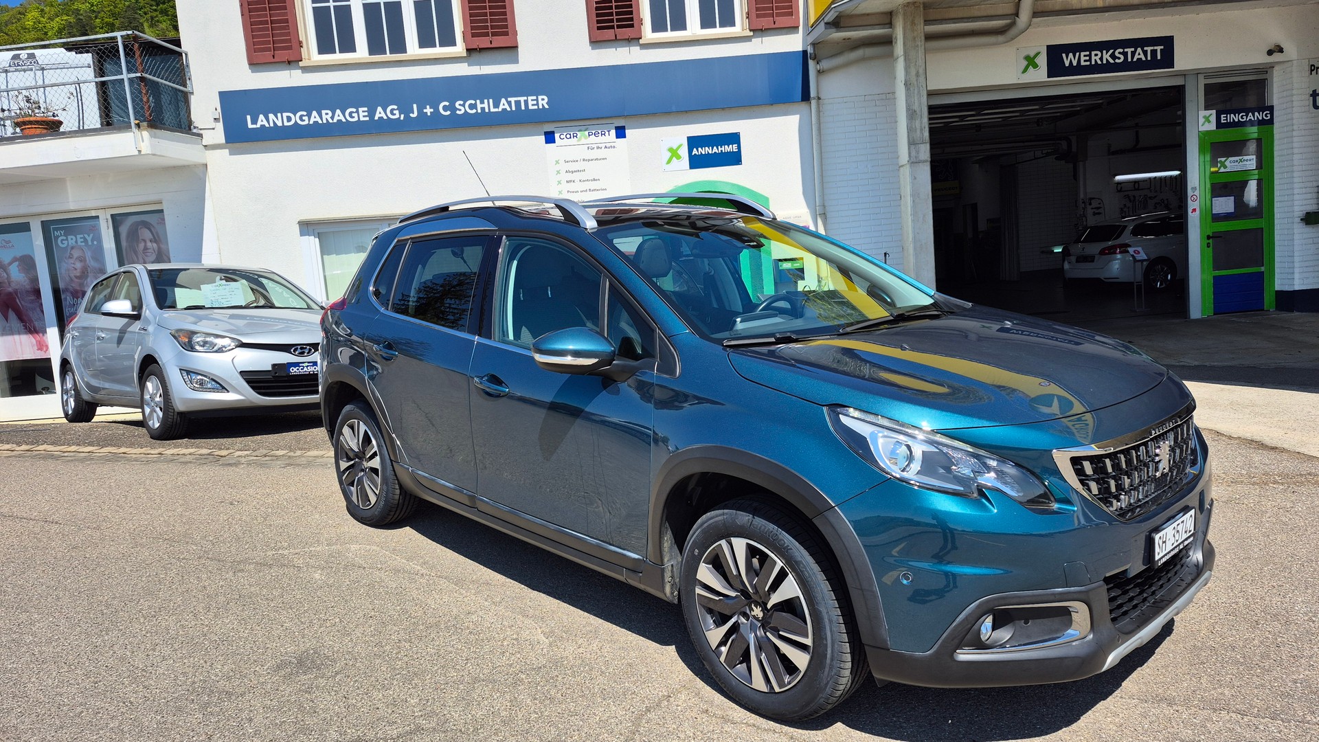 PEUGEOT 2008 1.2 PureTech Allure EAT6