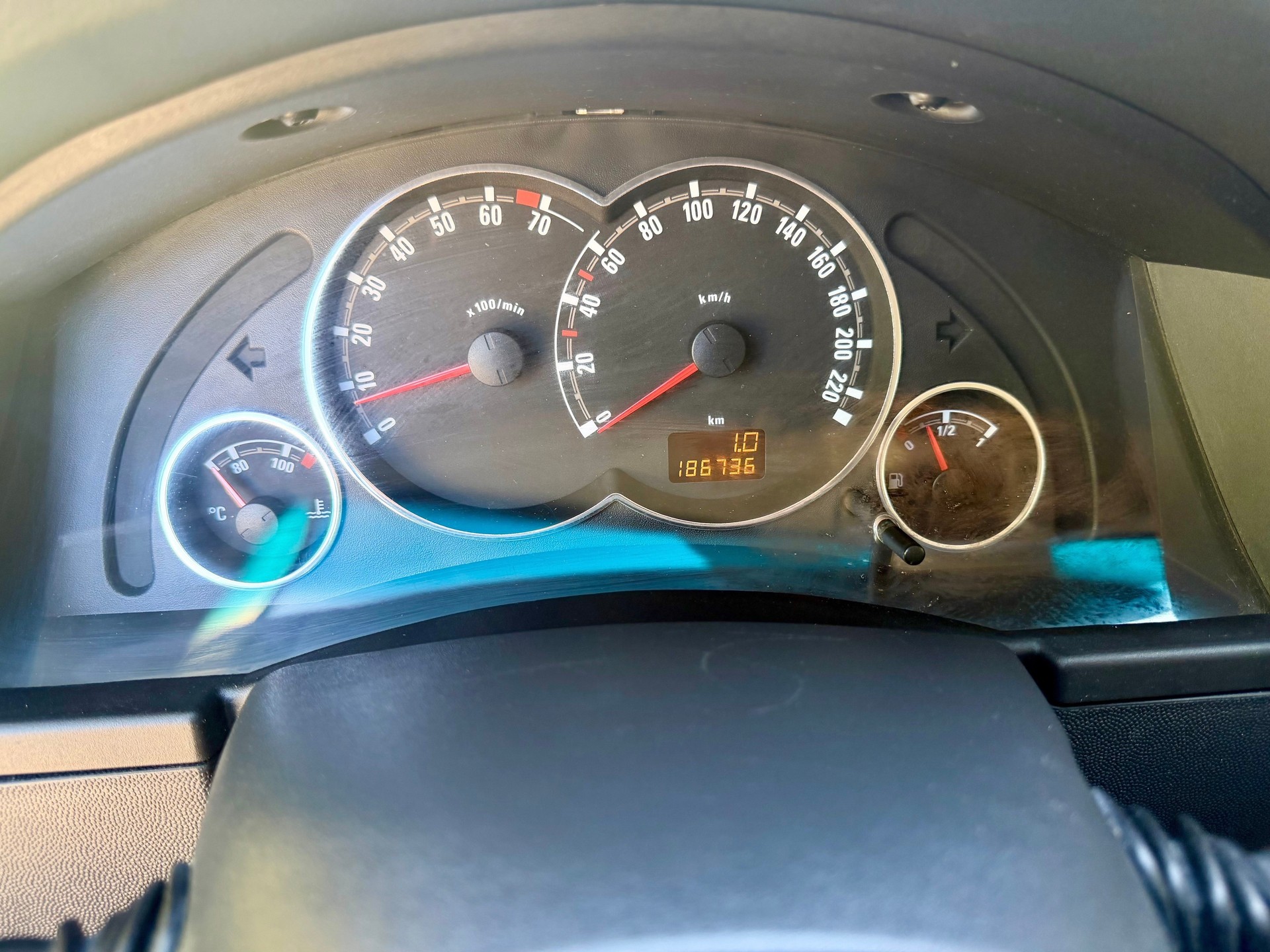 OPEL Meriva 1.8i 16V Enjoy-image-8