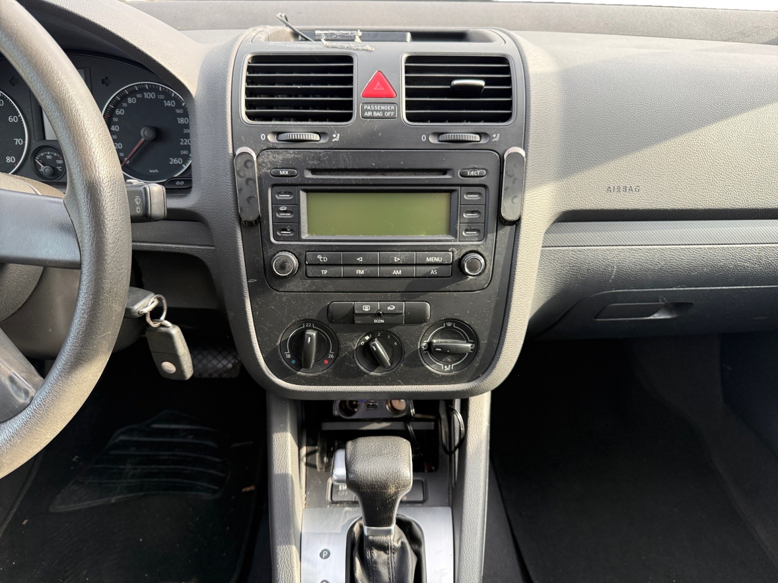 VW Golf 1.6 FSI Trendline-image-10