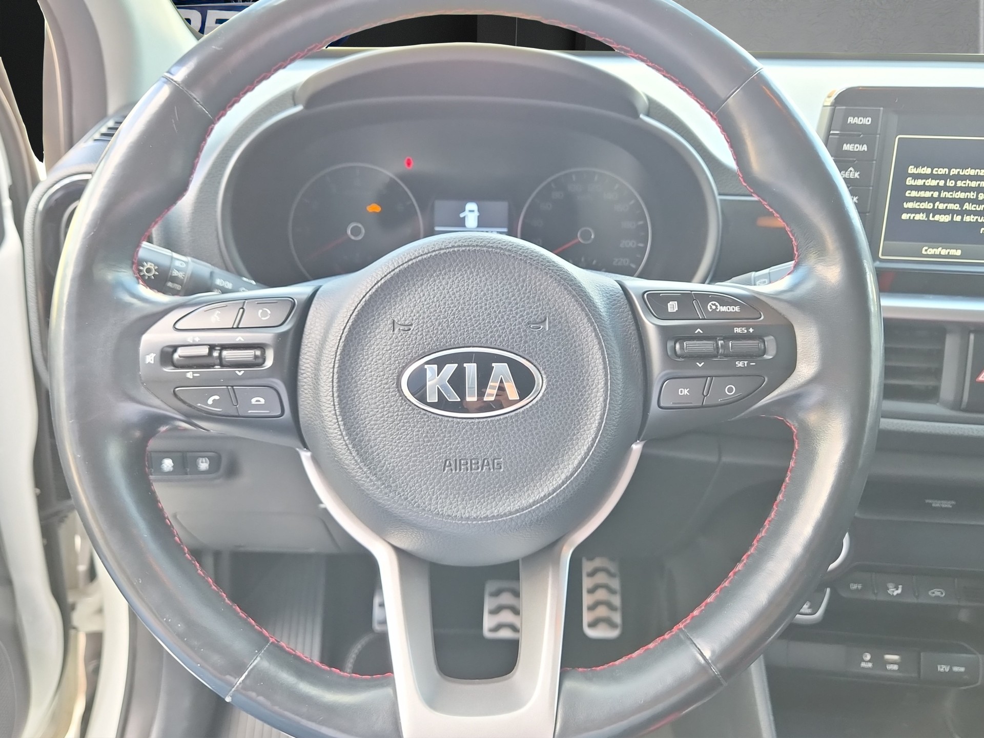 KIA Picanto 1.2 CVVT GT-Line-image-7