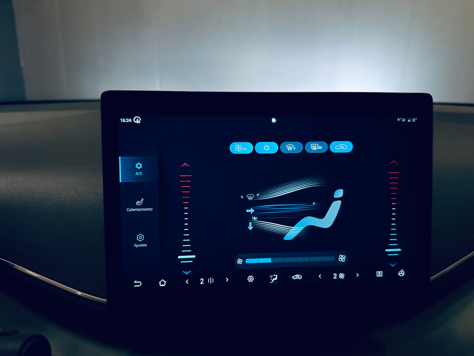 BYD Dolphin Surf 43 kWh Comfort-image-21