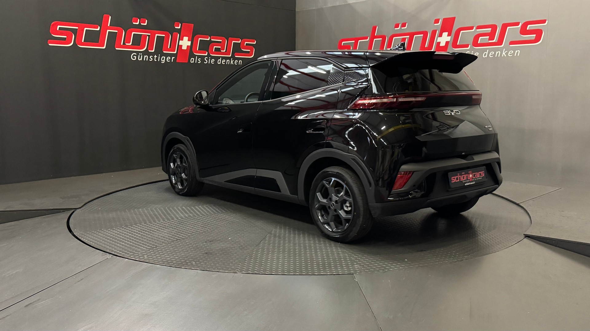 BYD Dolphin Surf 43 kWh Comfort-showroom-element-3