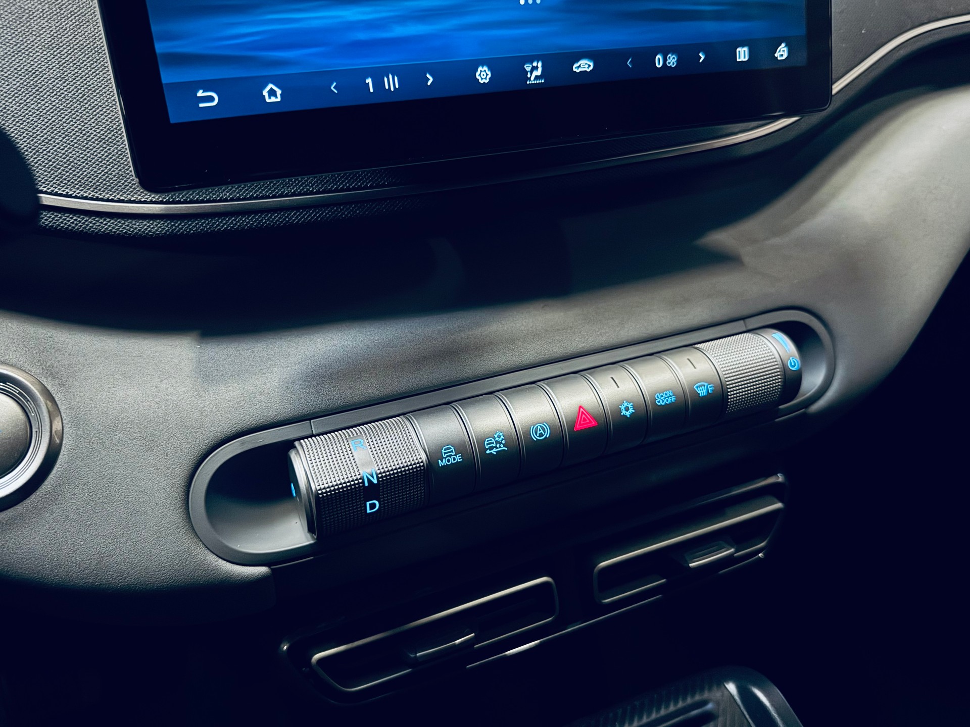 BYD Dolphin Surf 43 kWh Comfort-image-20