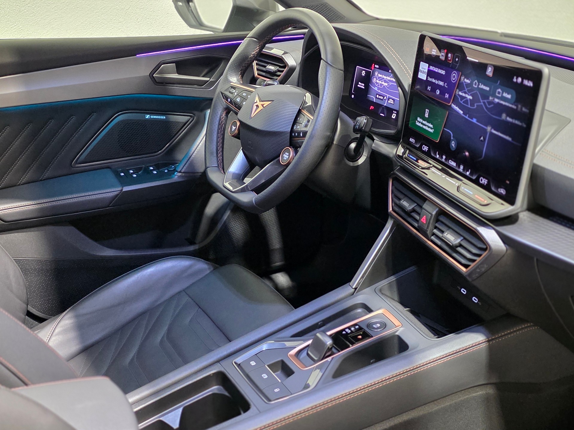 CUPRA LEON 2.0 TSI VZ 300 DSG-image-23