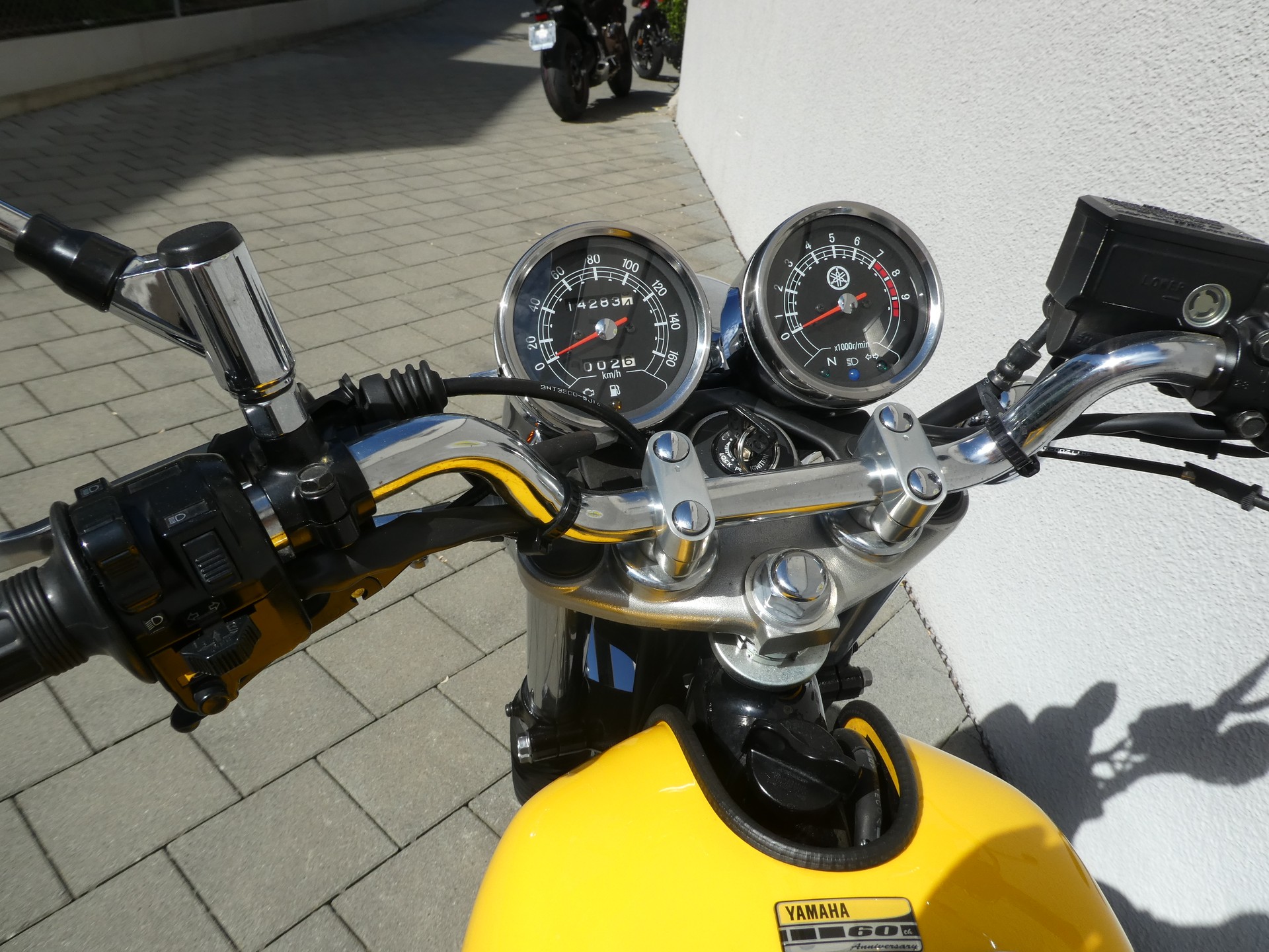 YAMAHA SR 400 60 Anniversary-image-7