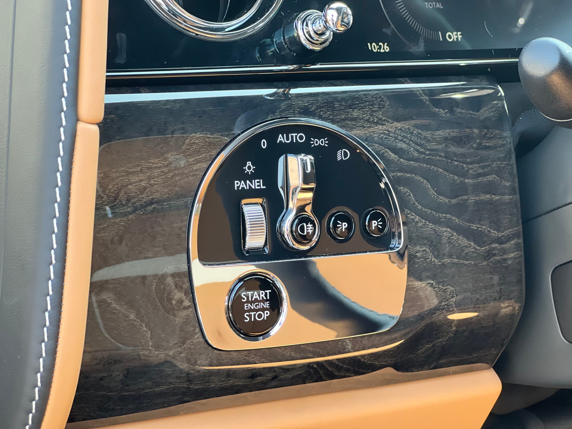 ROLLS-ROYCE Cullinan 6.7 V12-image-14
