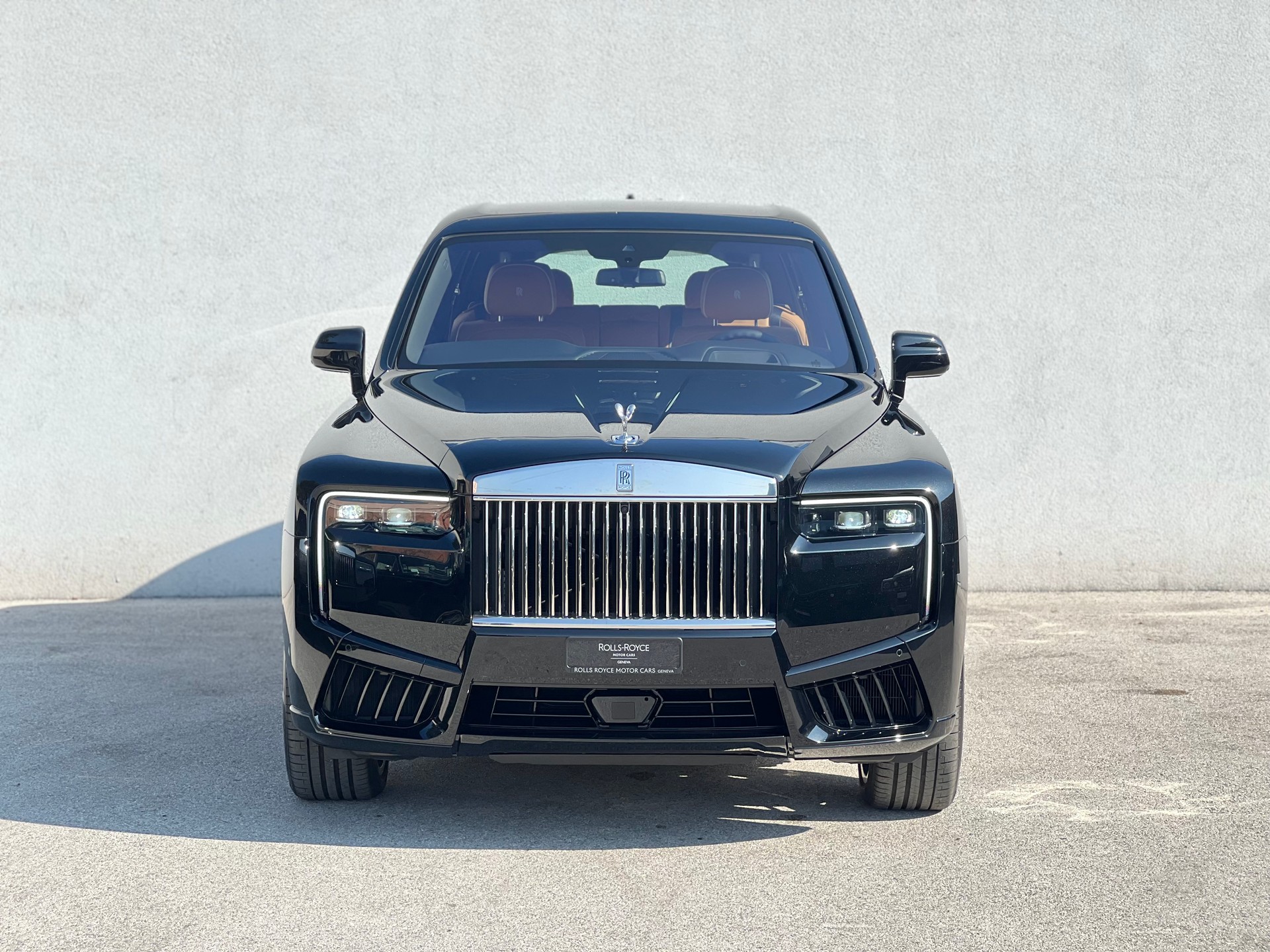 ROLLS-ROYCE Cullinan 6.7 V12-image-4