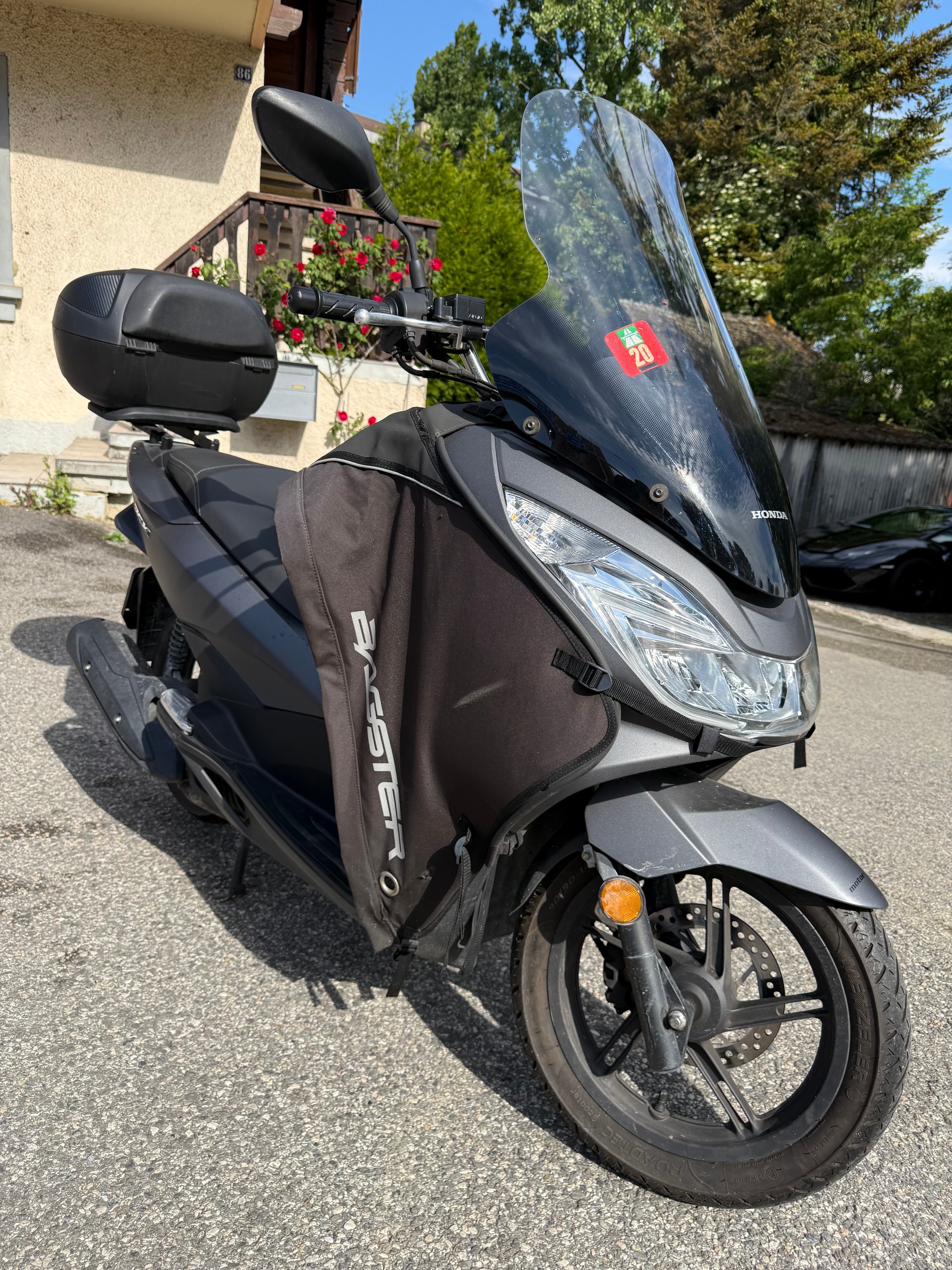 HONDA PCX 125 i-image-0