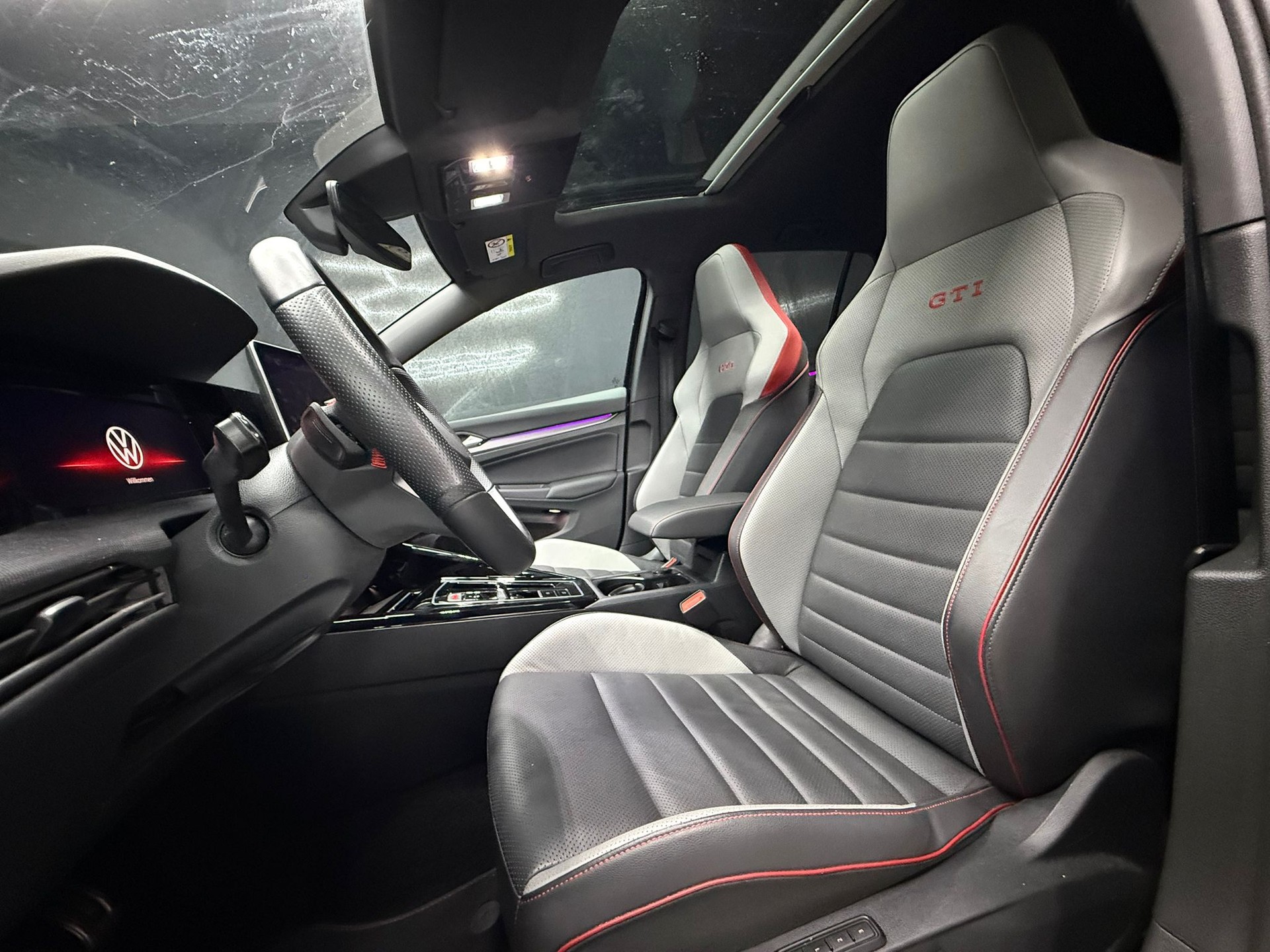 VW Golf 2.0 TSI GTI DSG-image-11