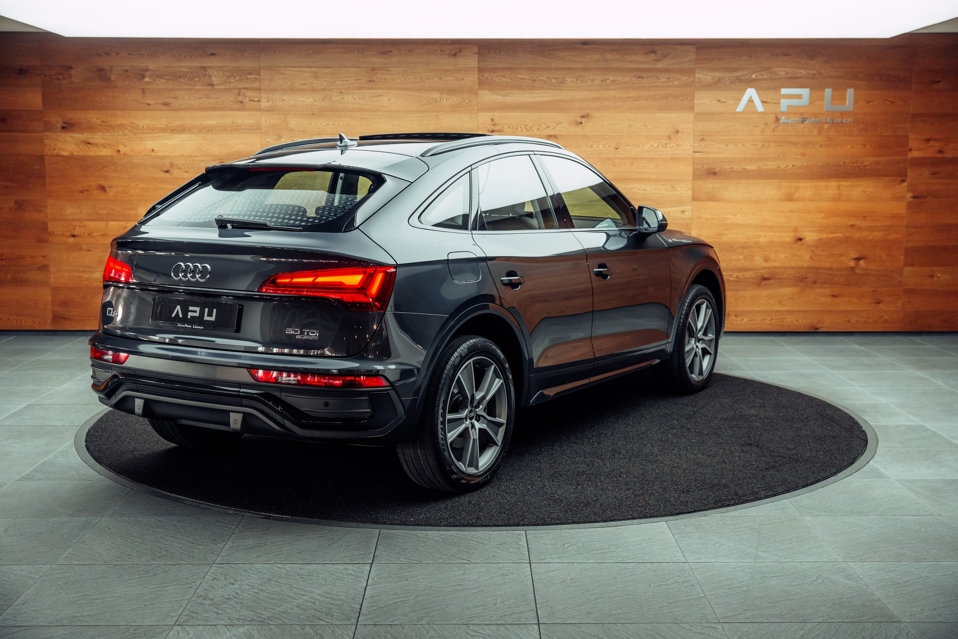 AUDI Q5 Sportback 50 TDI advanced quattro tiptronic-showroom-element-1